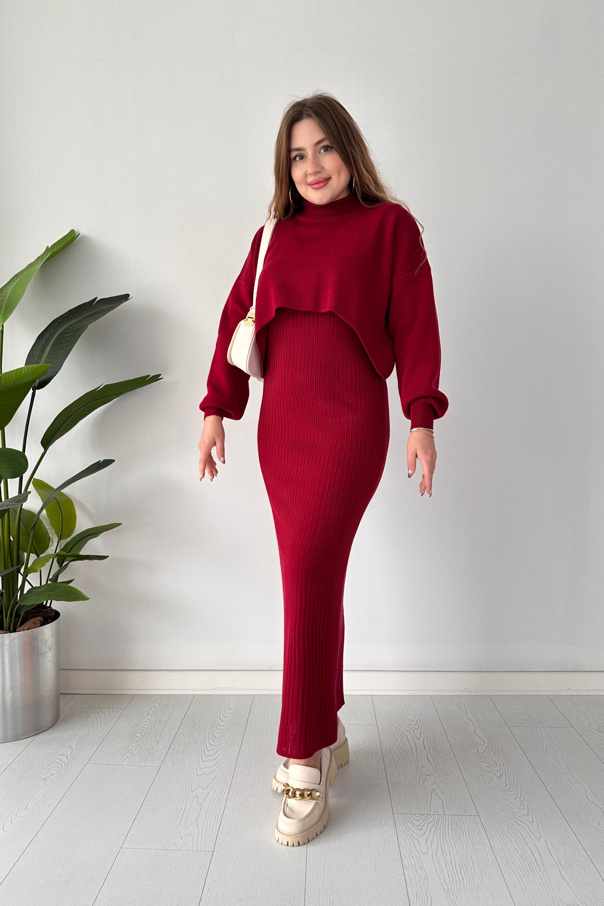 Kısa Kazaklı Triko Elbise