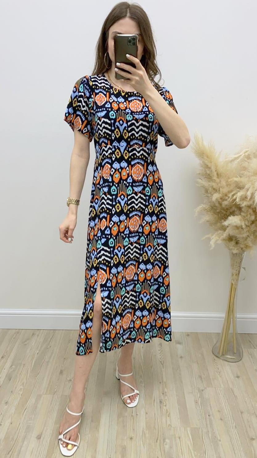 Aztek Desen Yırtmaçlı Viskon Elbise