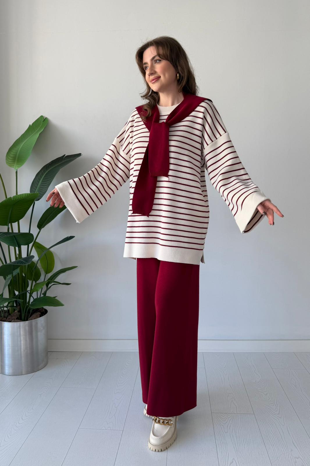 Bağlama Detaylı Triko Takım