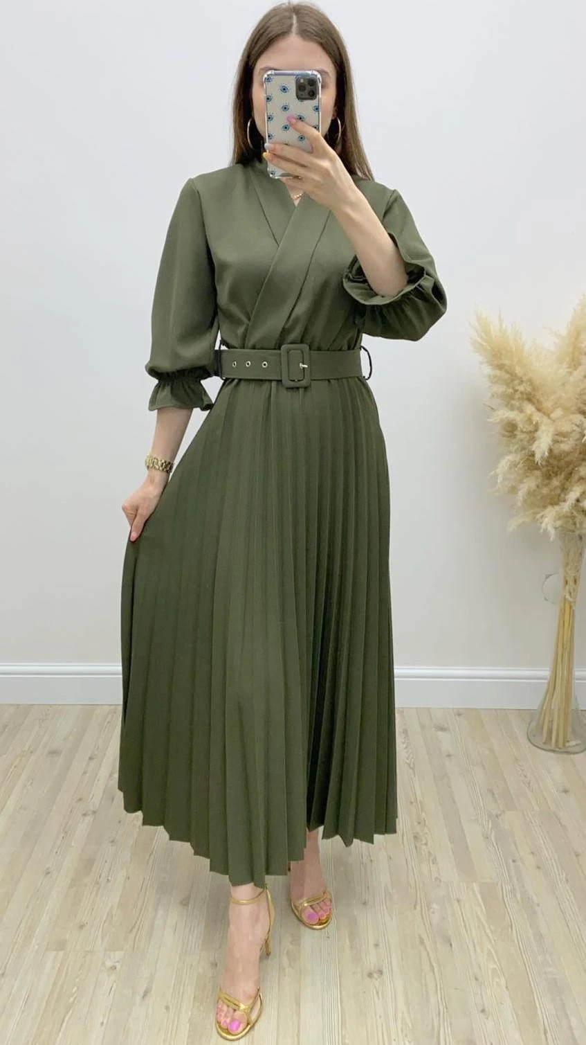 Kapri Kol Piliseli Kemerli Elbise Koyu Haki