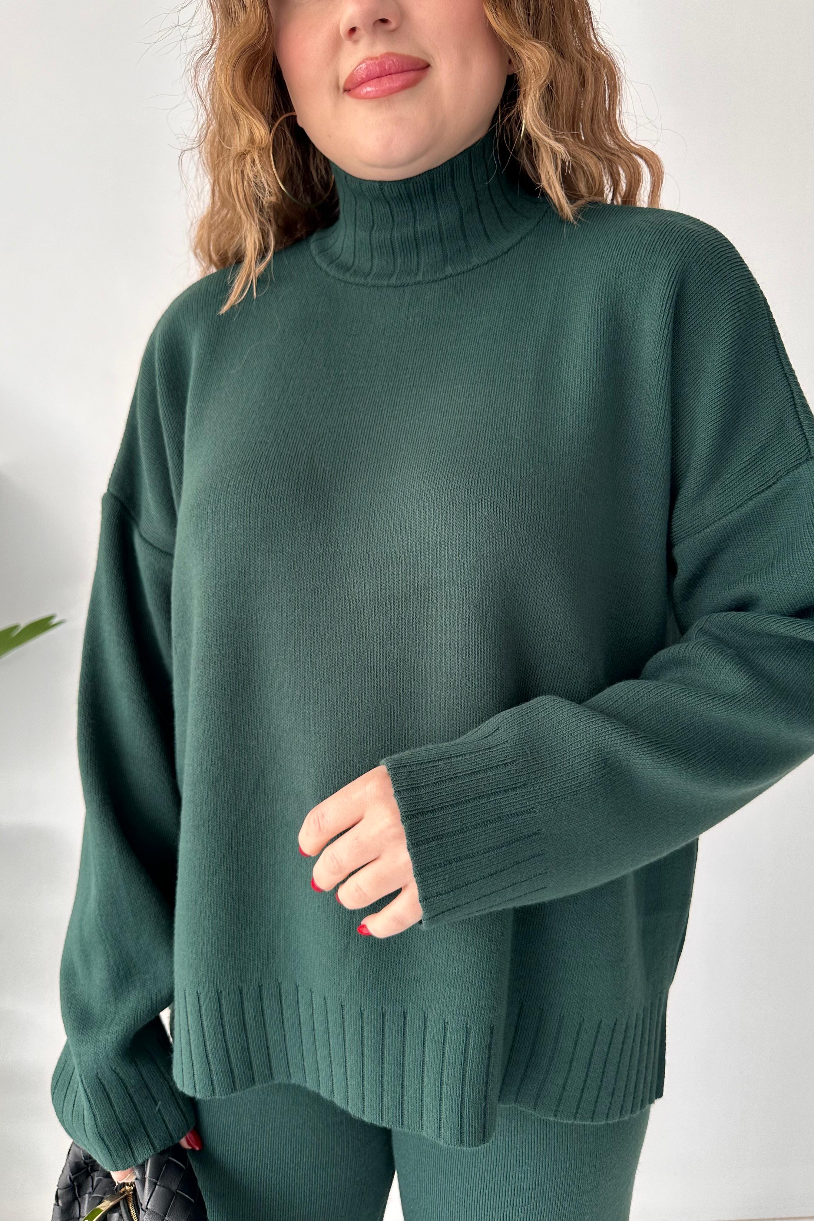 Yarım Boğazlı Triko Takım