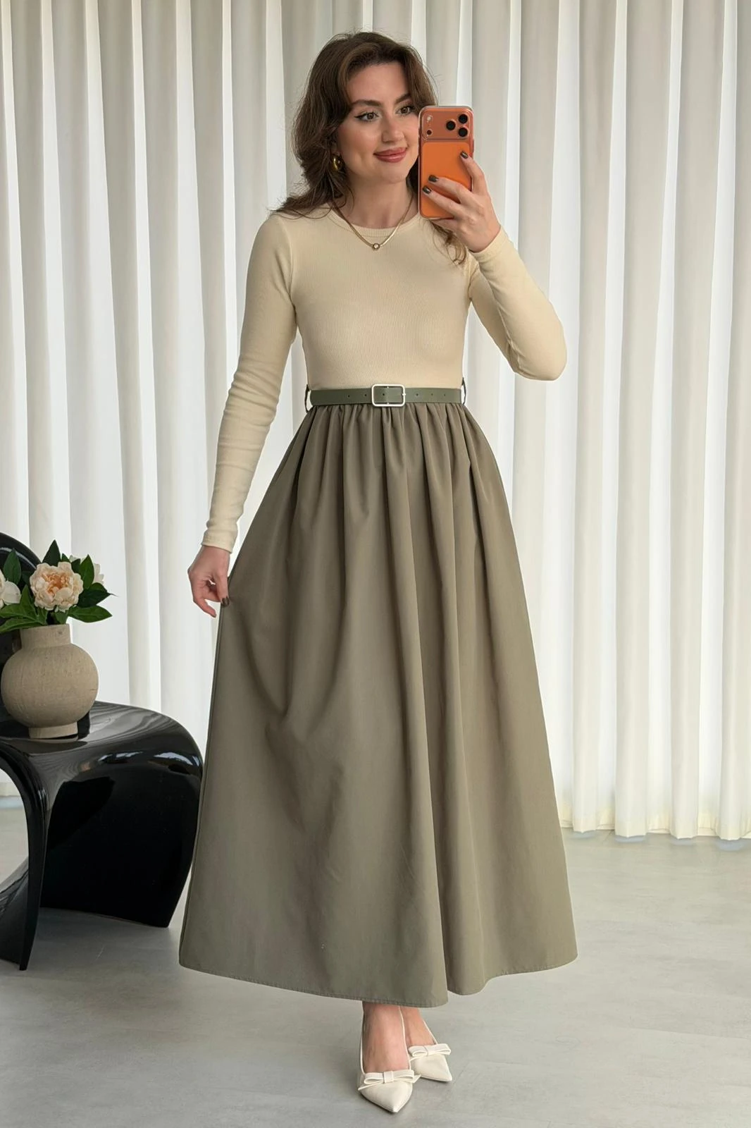 Kemerli Poplin Detay Elbise