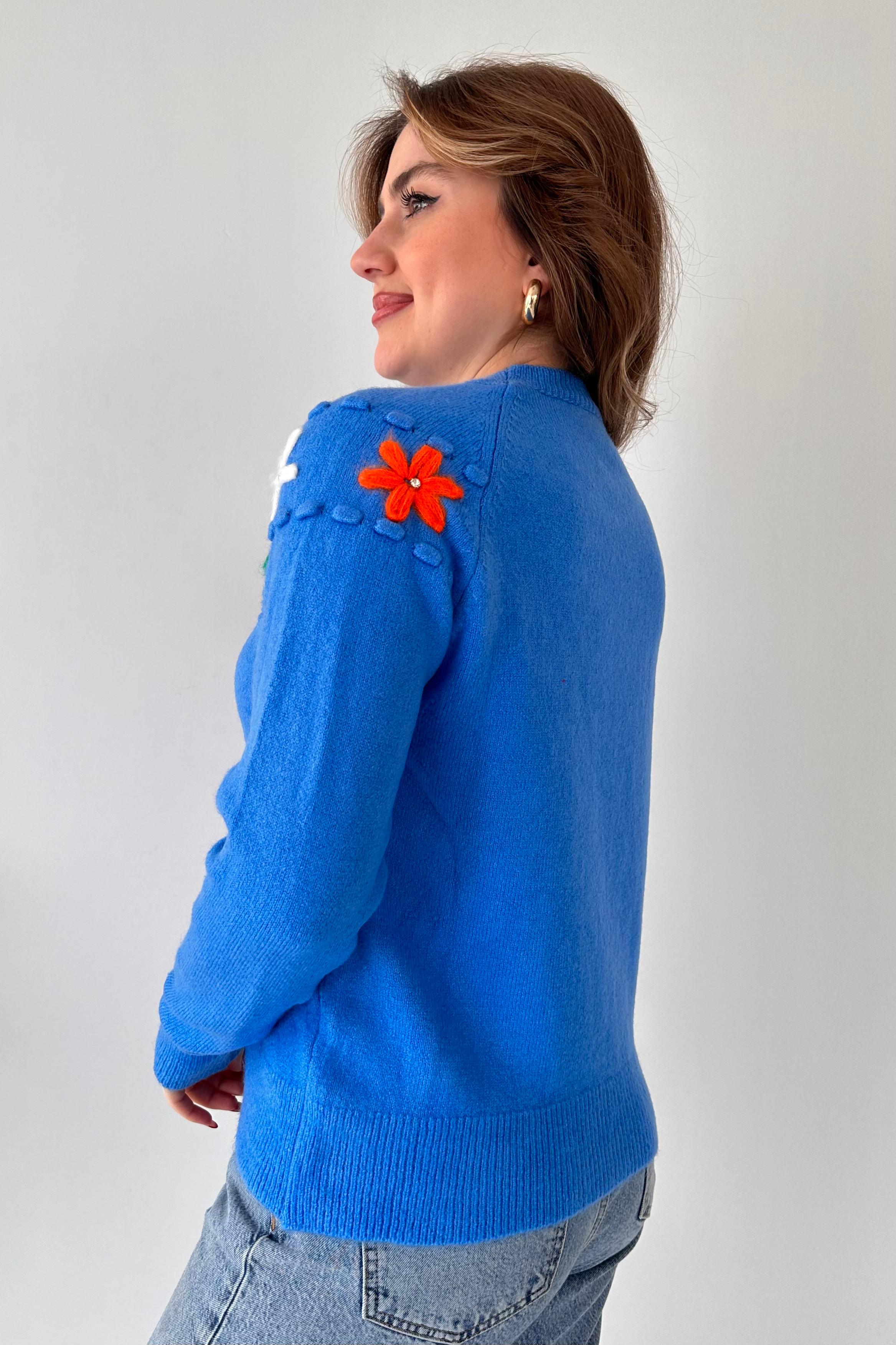 Renkli Nakışlı Yumoş Kazak