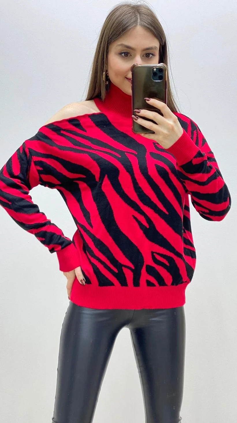 Omuz Detaylı Zebra Triko Kırmızı
