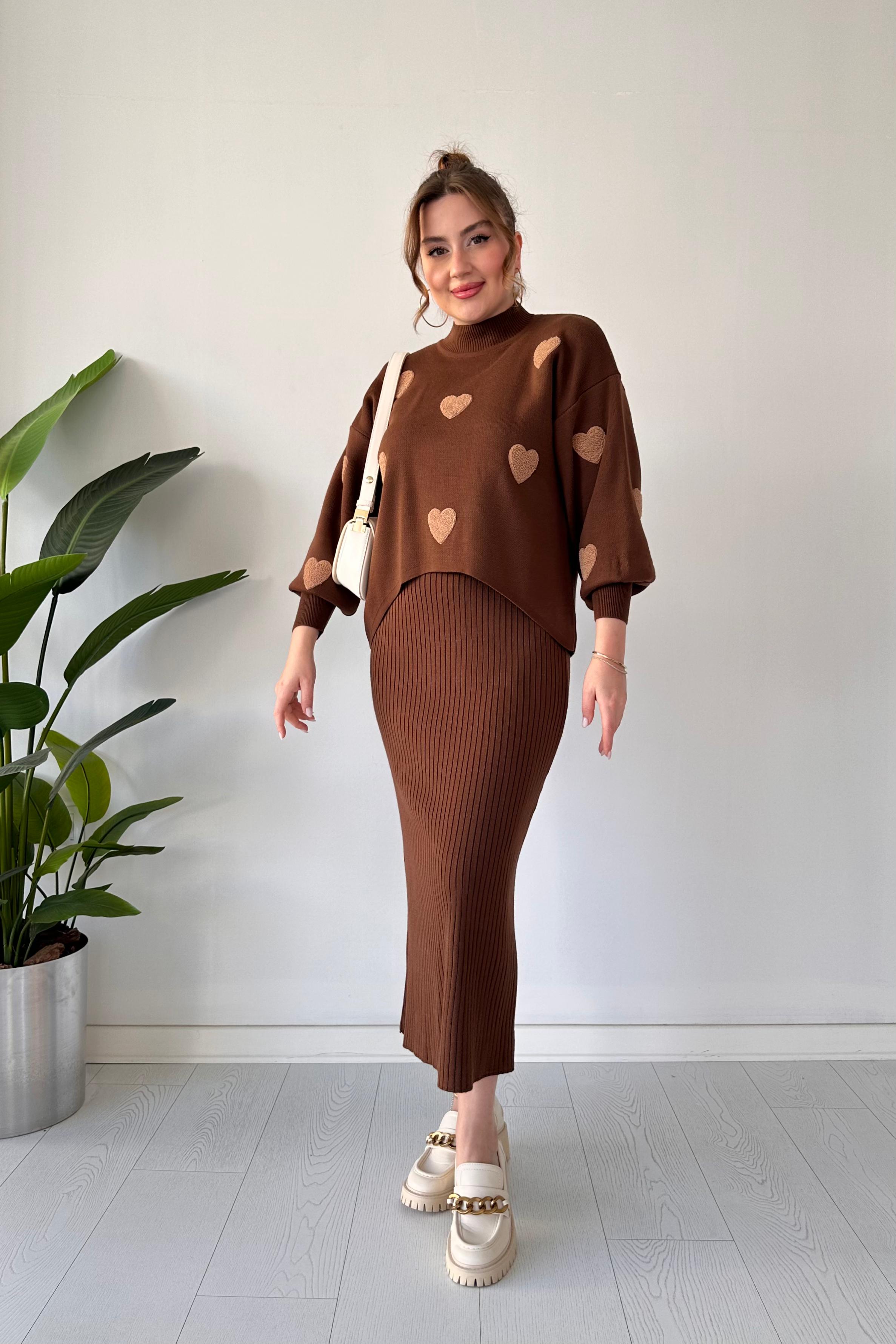 Kalp Kazak Elbise Takım