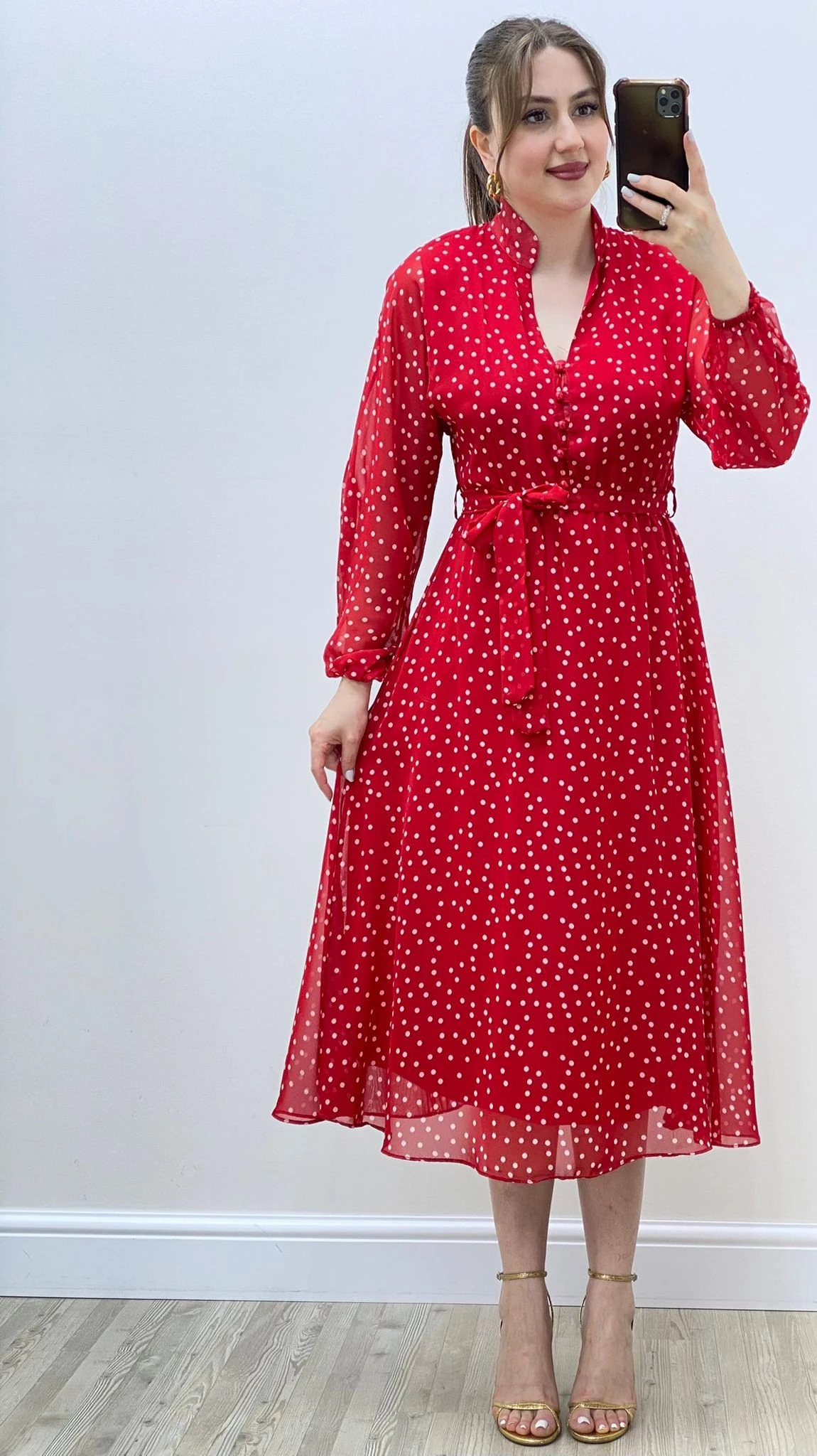 Düğmeli Puantiye Şifon Elbise Kırmızı