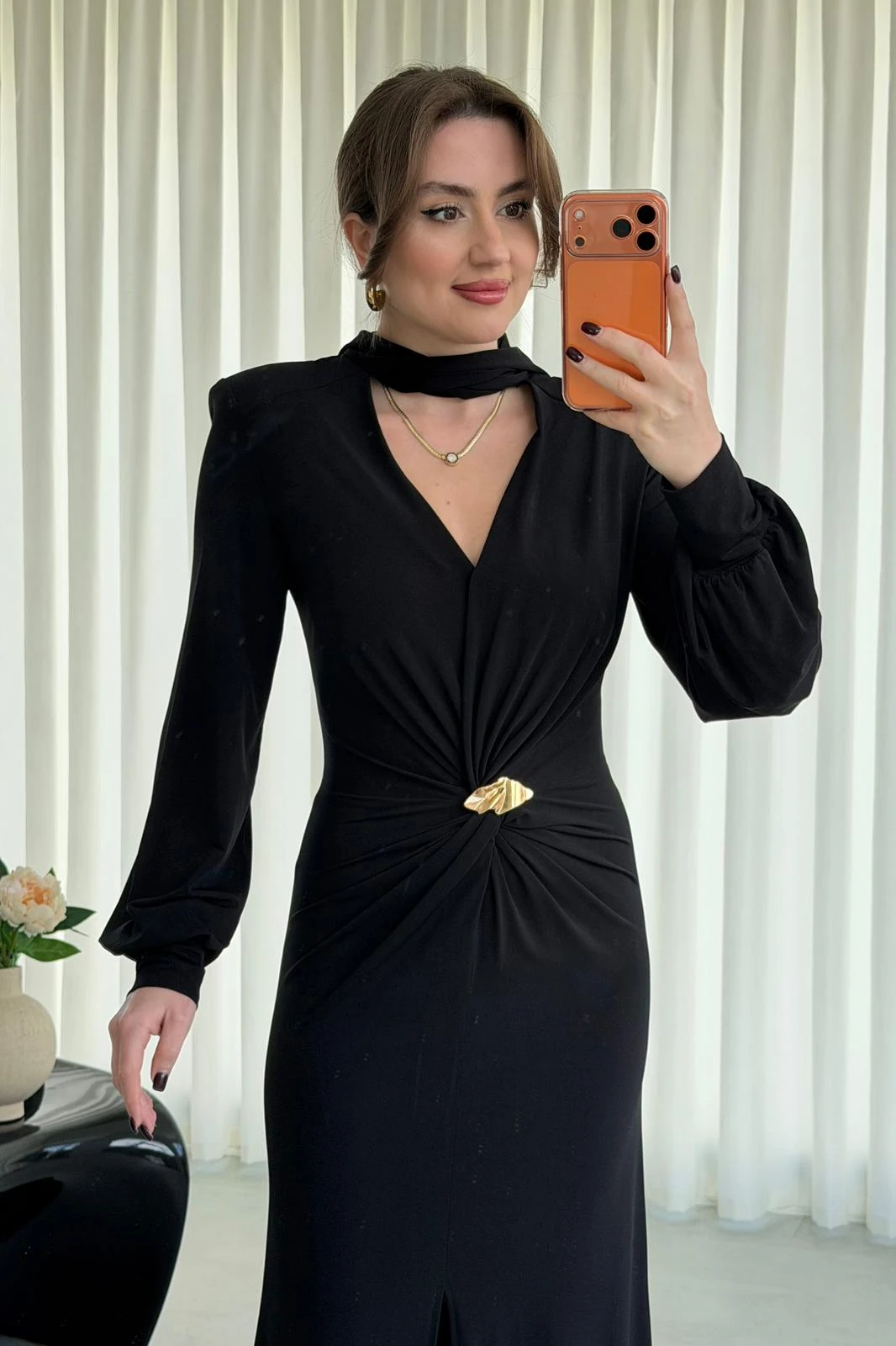 Şal Detaylı Tasarım Elbise