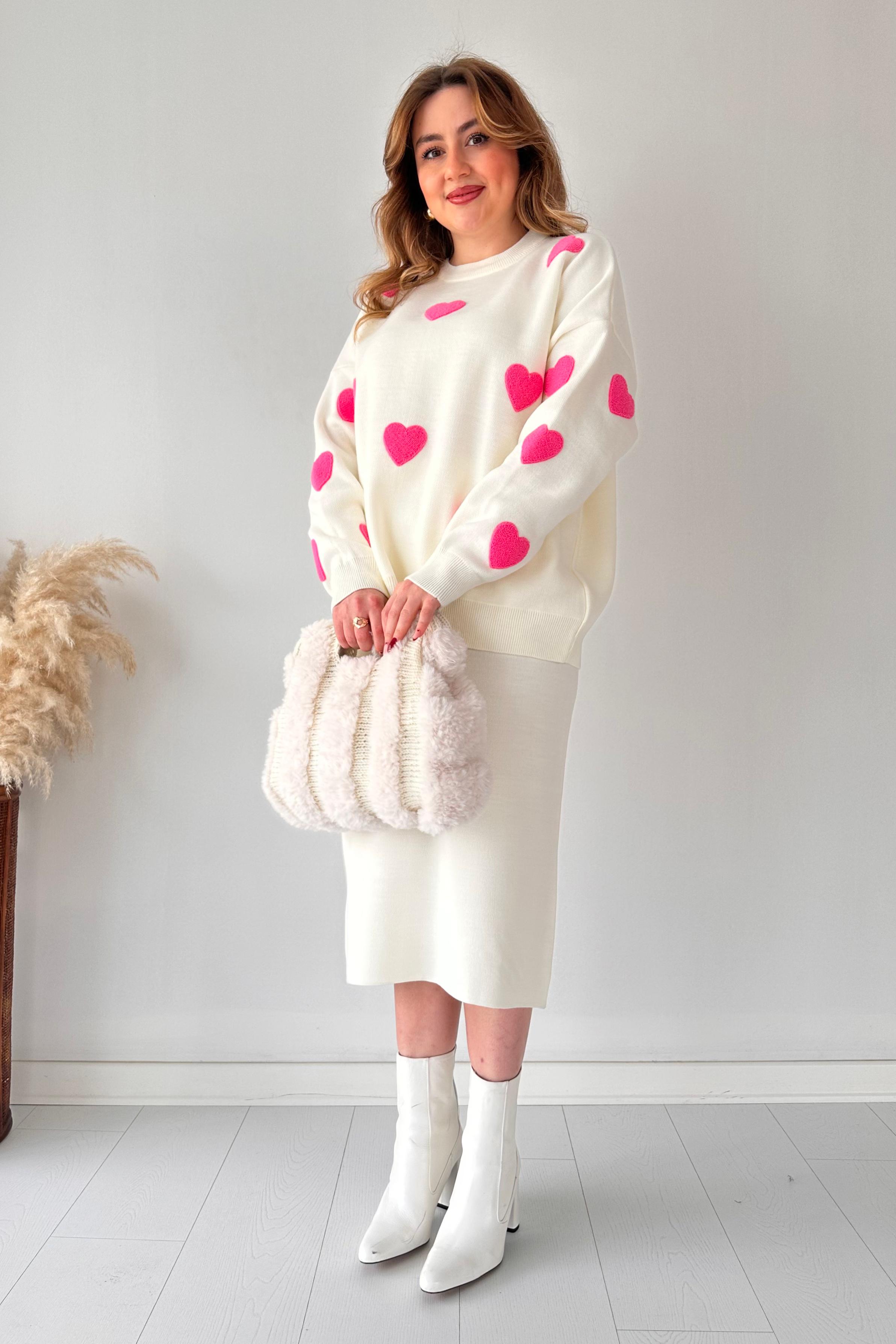 Kalpli Etekli Triko Takım