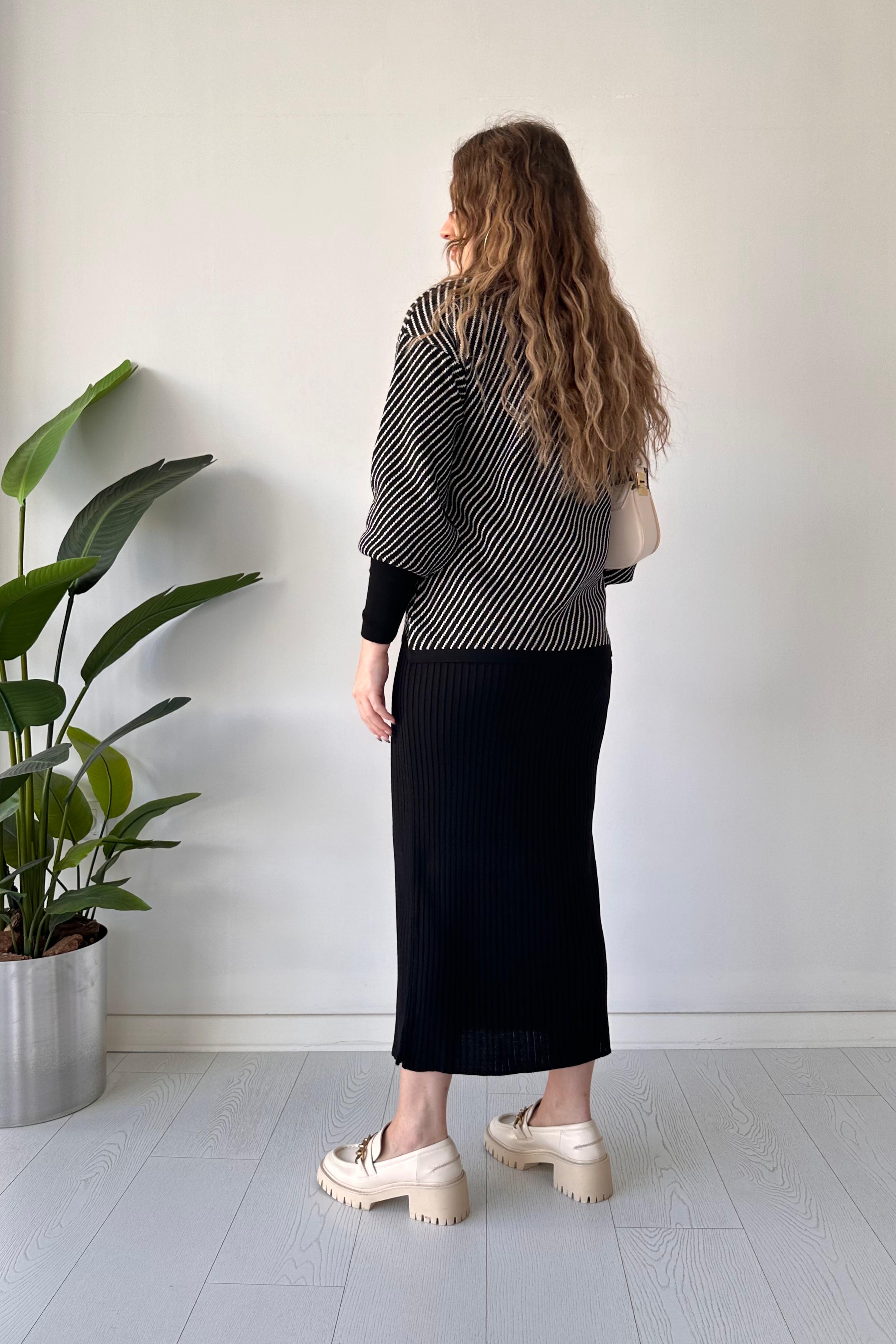 Yatay Çizgili Kazak Elbise Takım