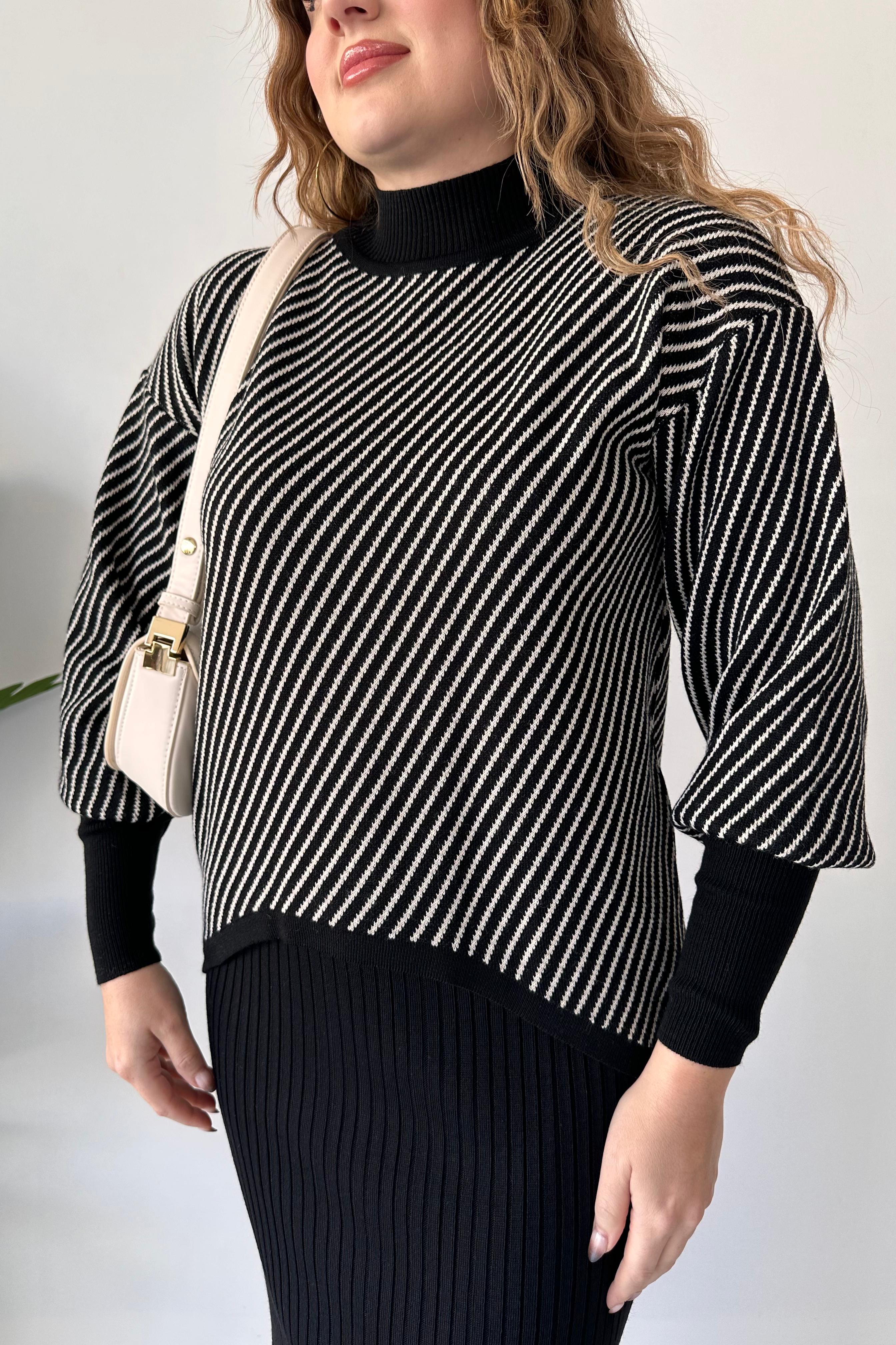 Yatay Çizgili Kazak Elbise Takım