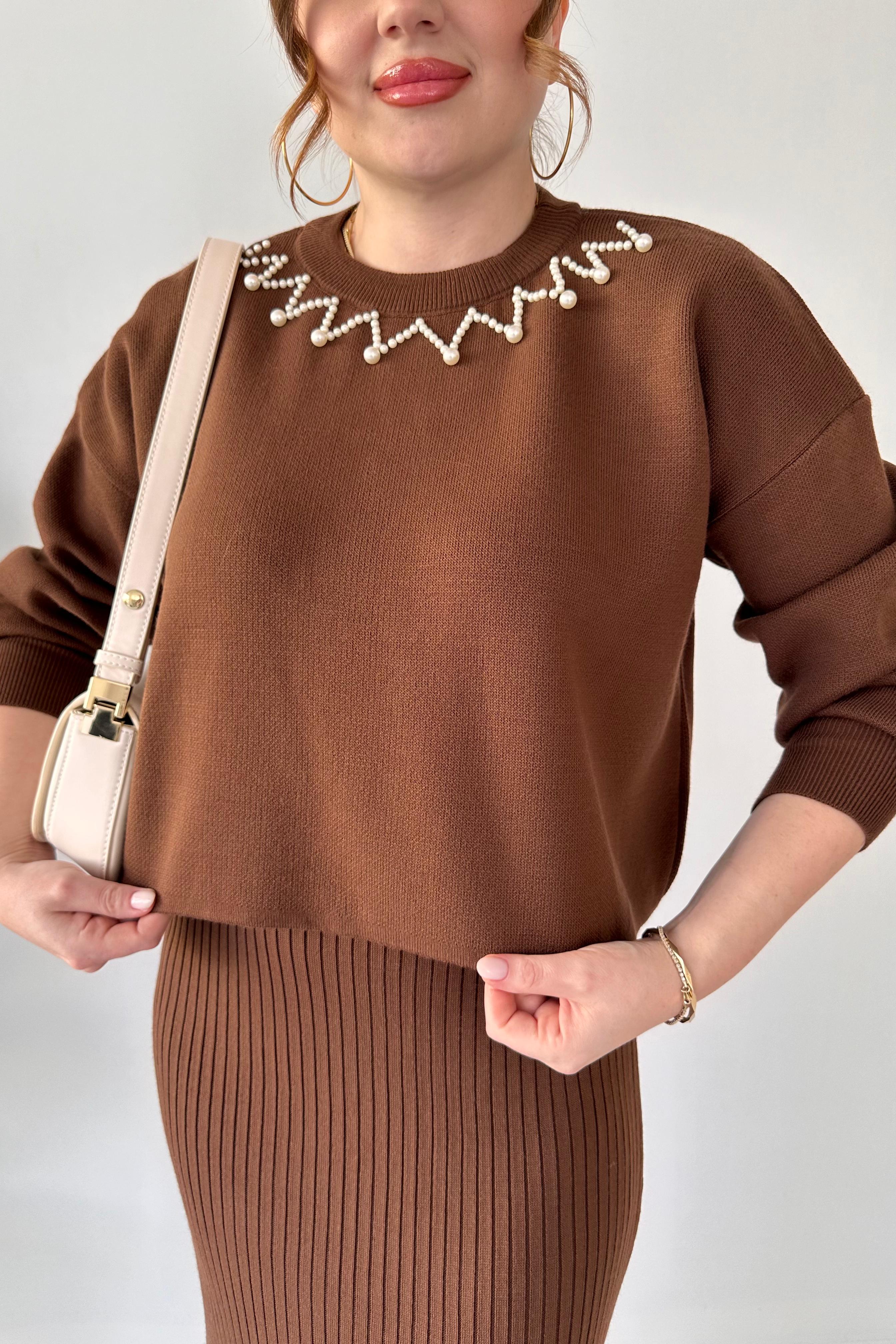 İnci Yakalı Kazak Elbise Takım