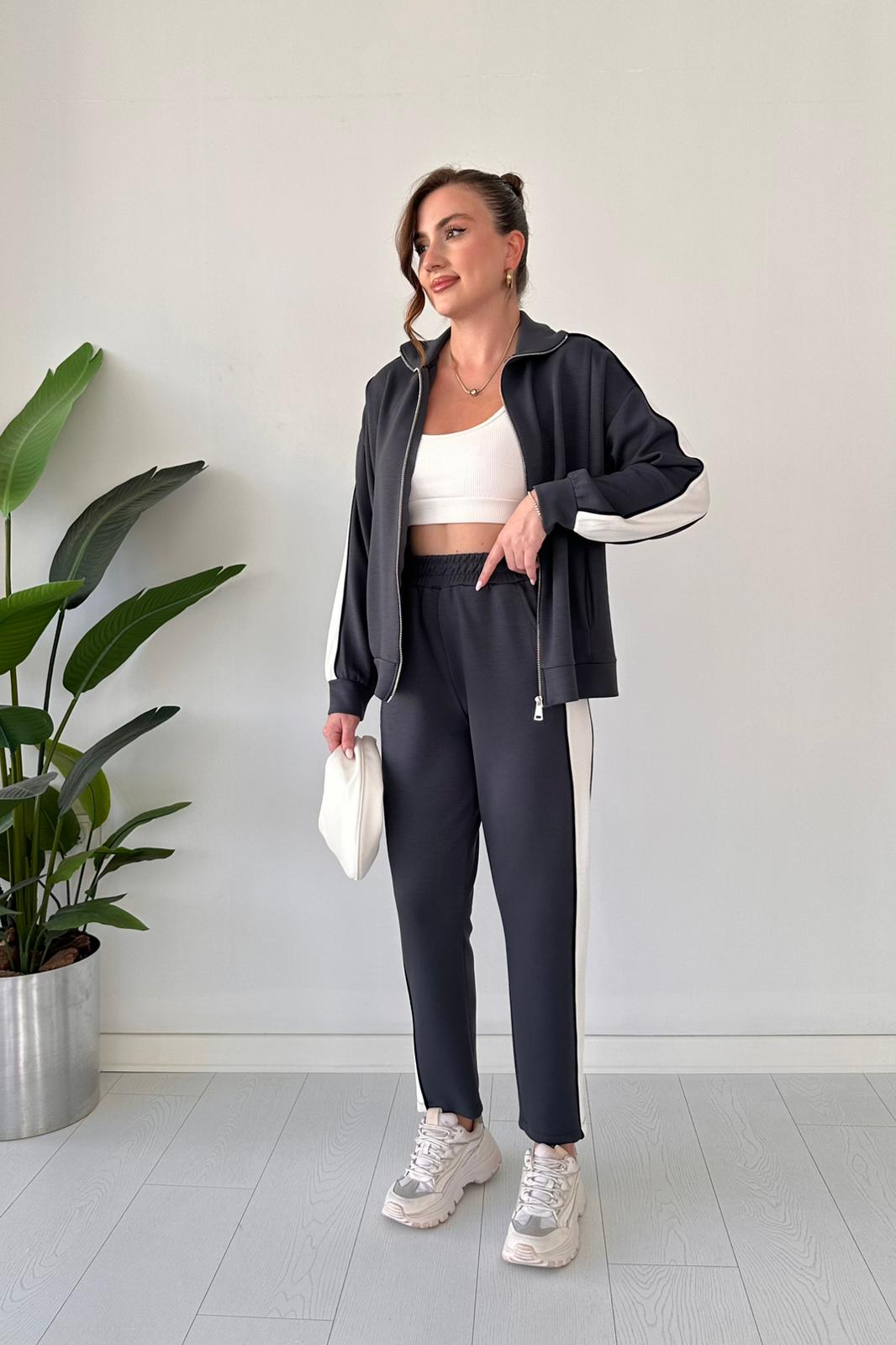 Kol Biyeli Fermuarlı Takım