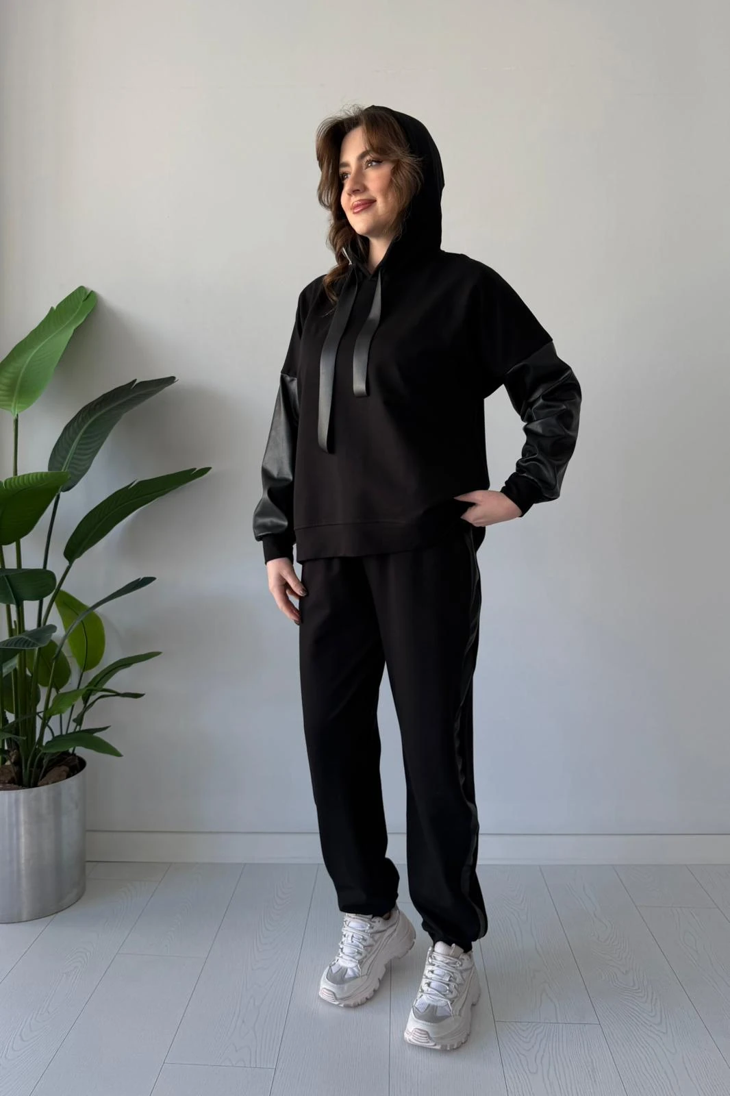 Deri Detaylı İkili Takım