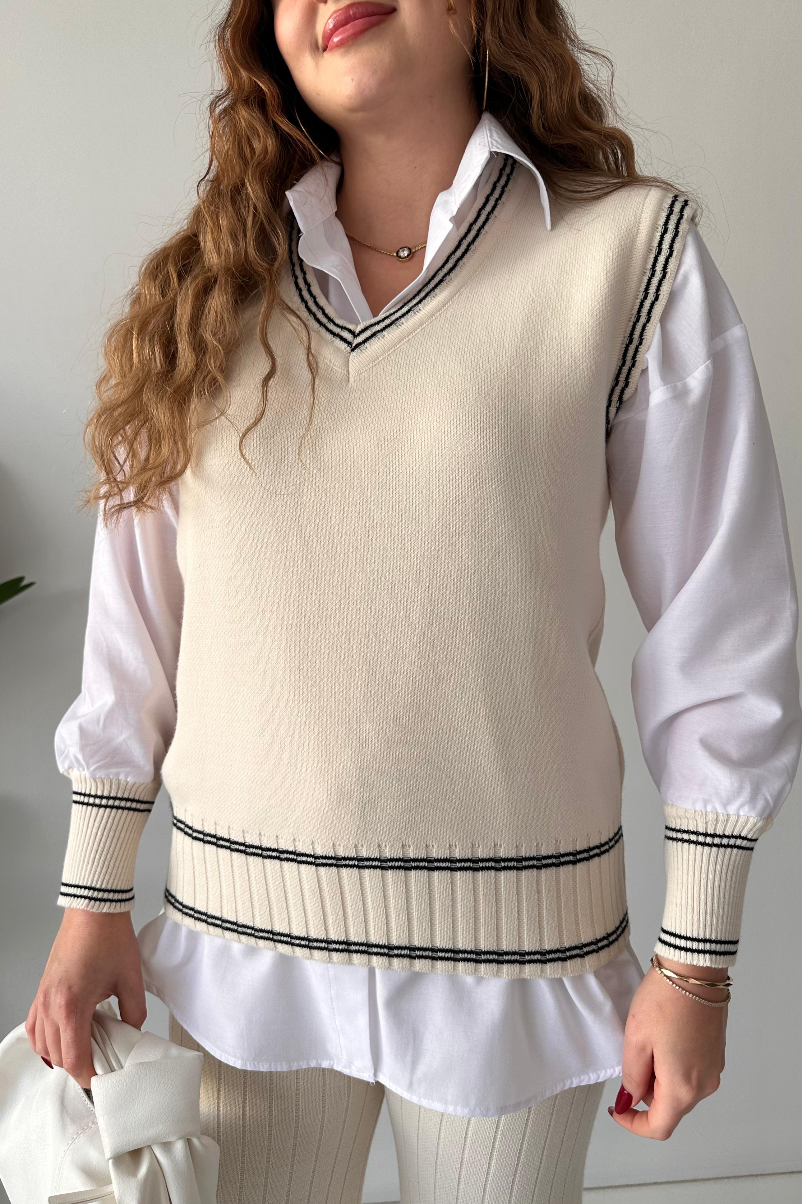 Üçlü Biyeli Triko Takım