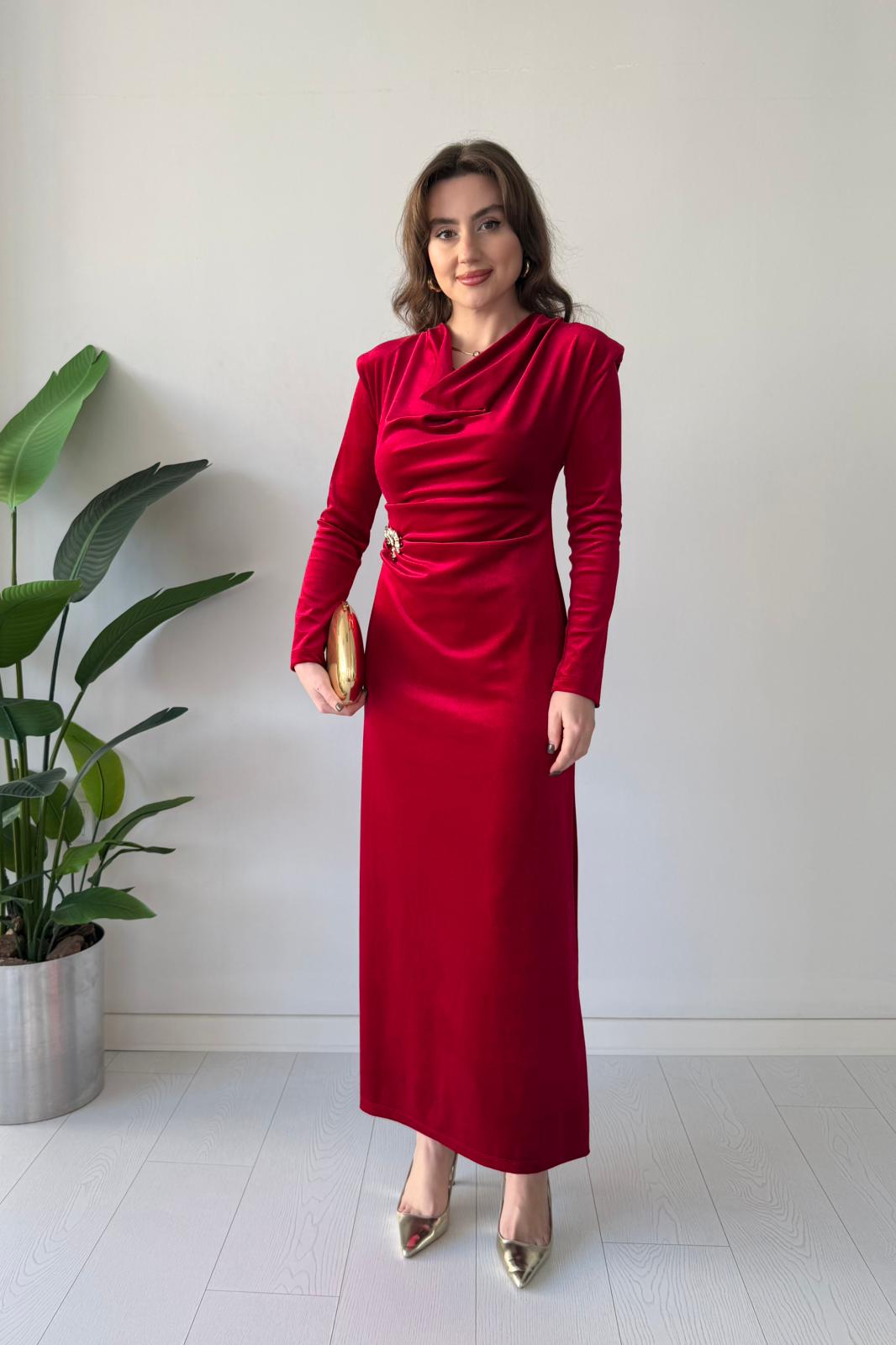 Degaje Kadife Elbise - Kırmızı