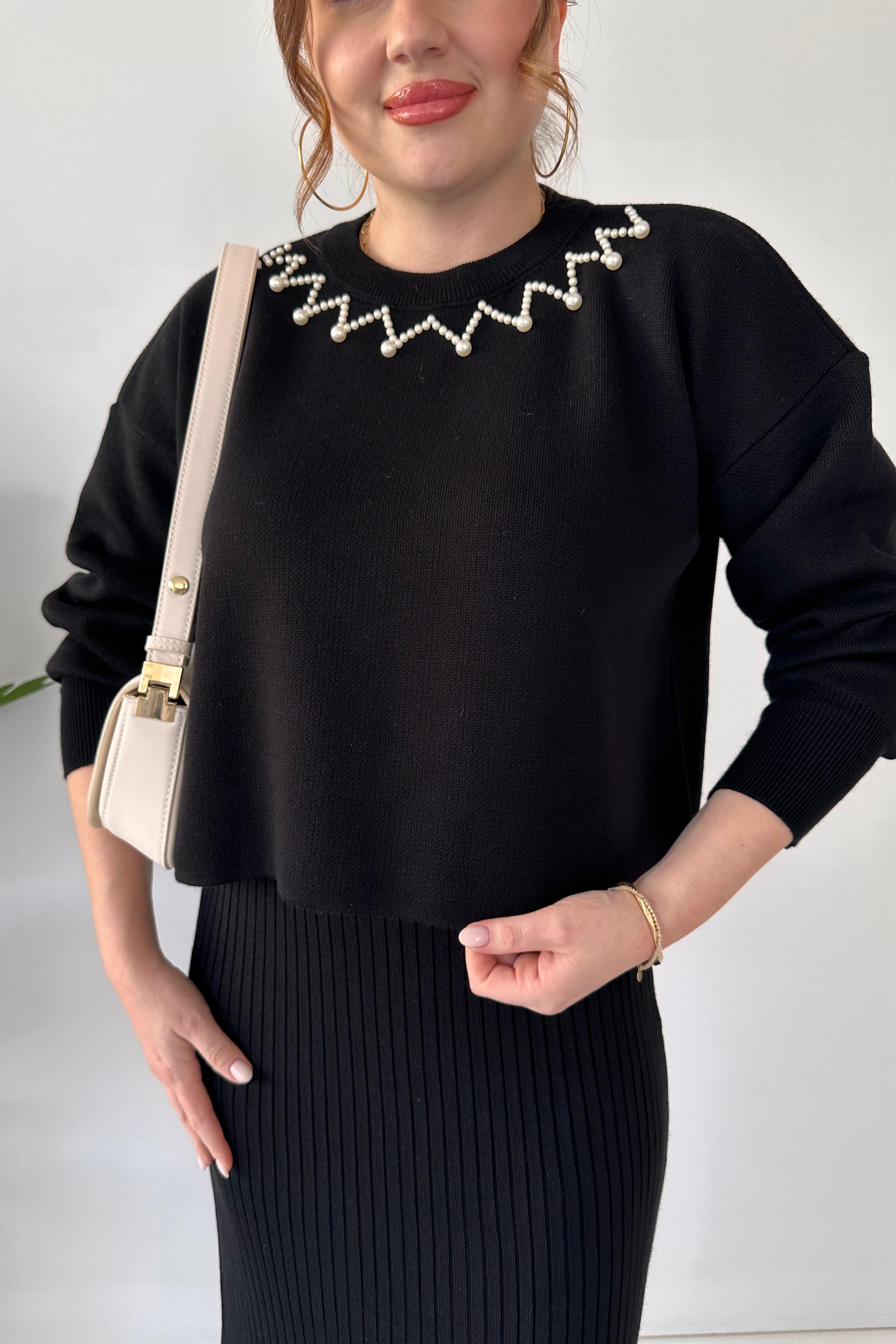 İnci Yakalı Kazak Elbise Takım