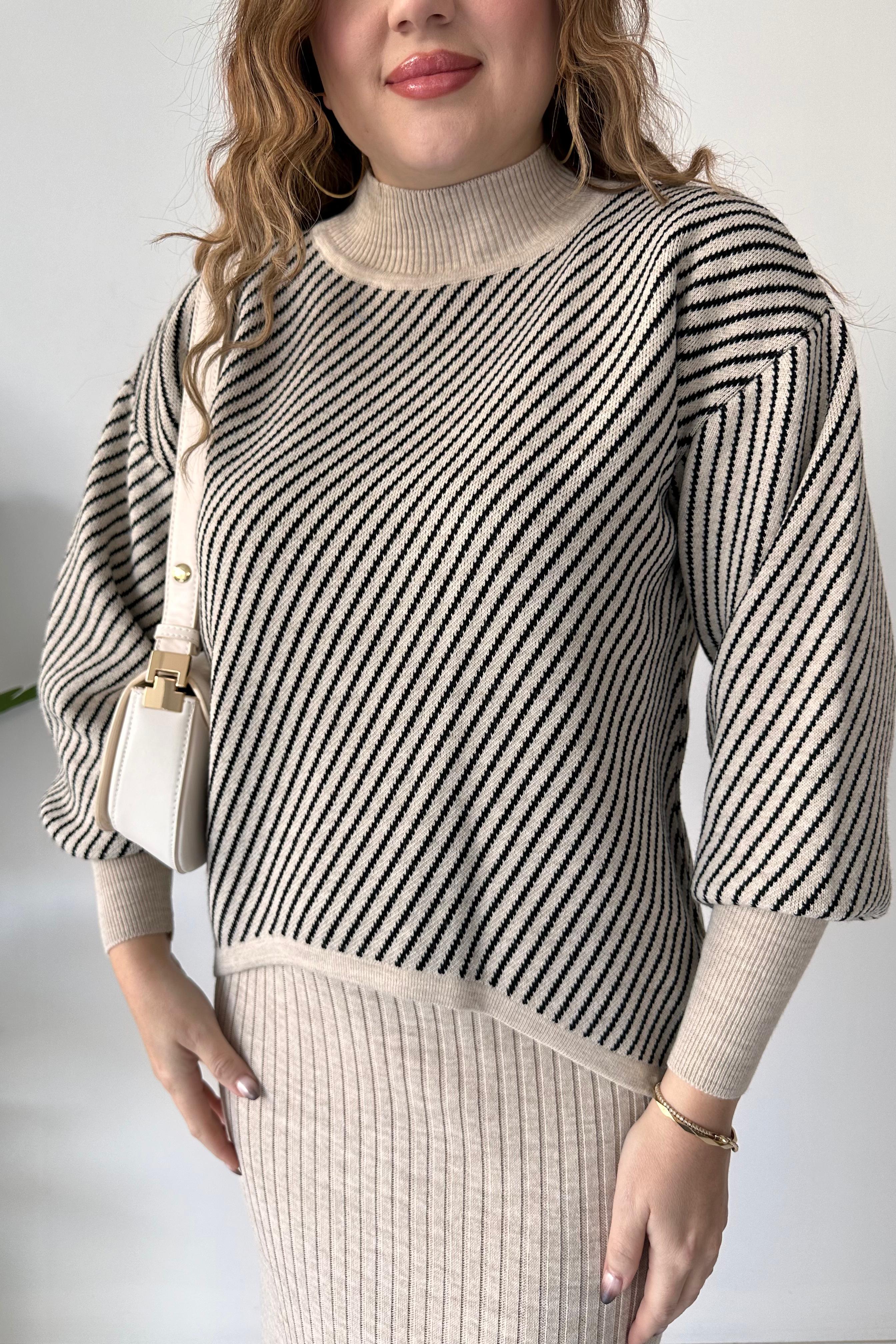 Yatay Çizgili Kazak Elbise Takım