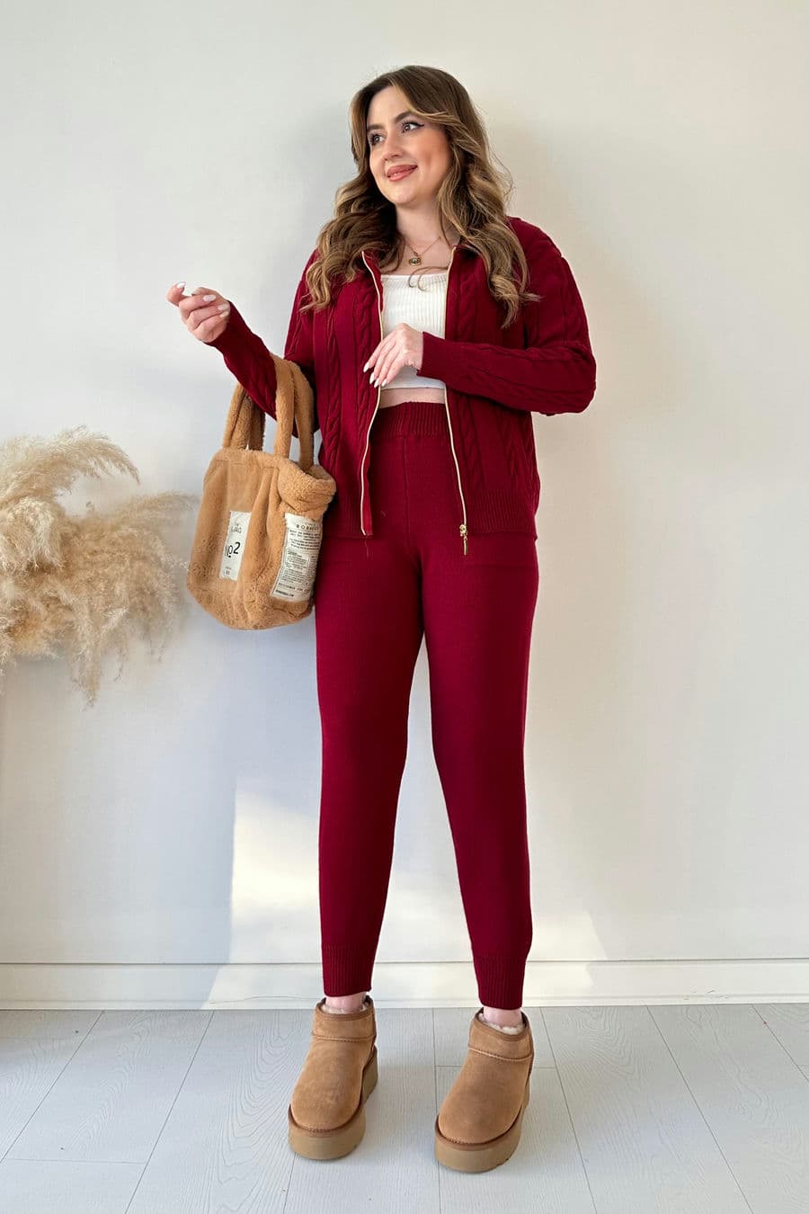 Kapüşonlu Triko Takım