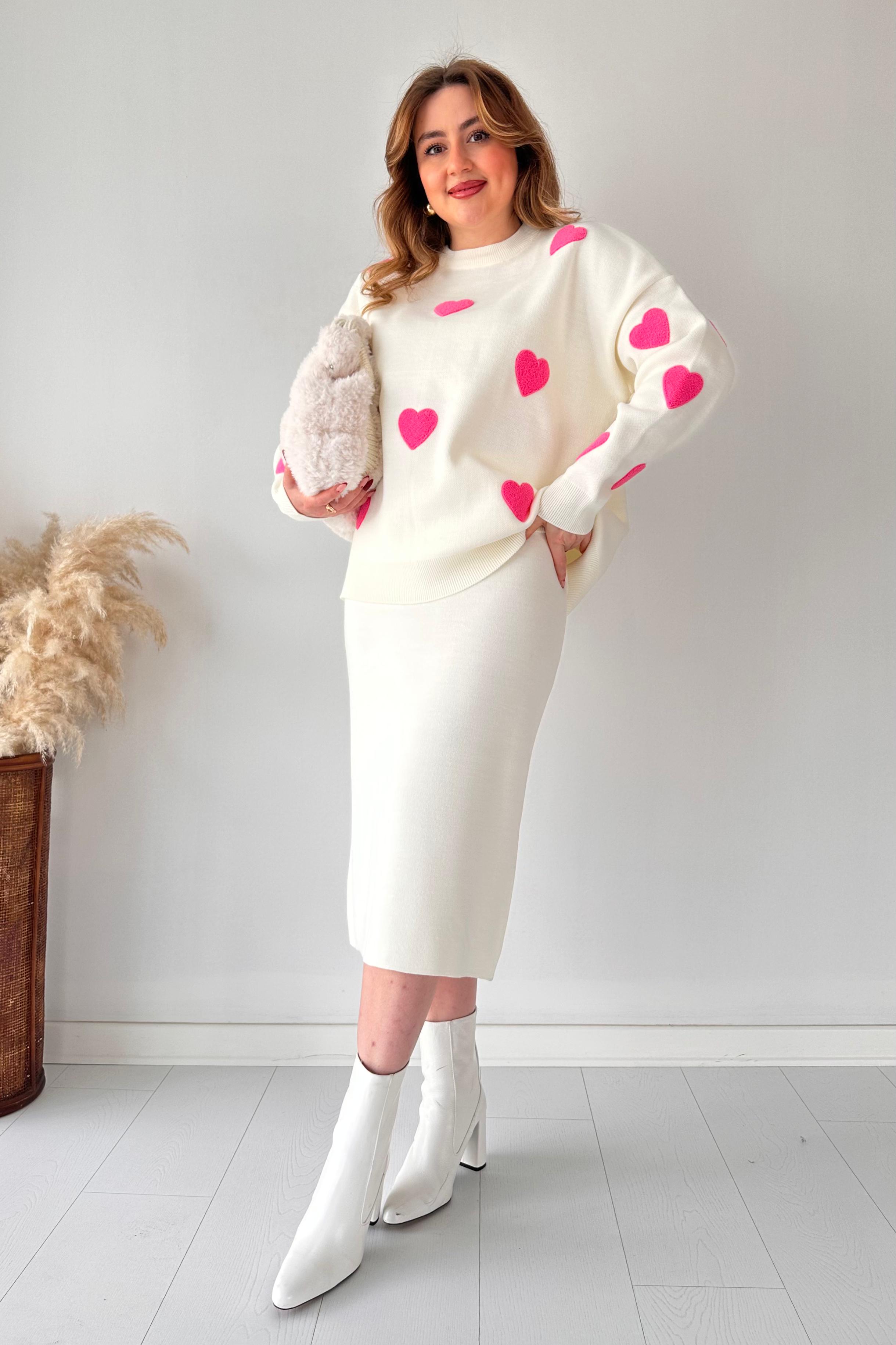 Kalpli Etekli Triko Takım