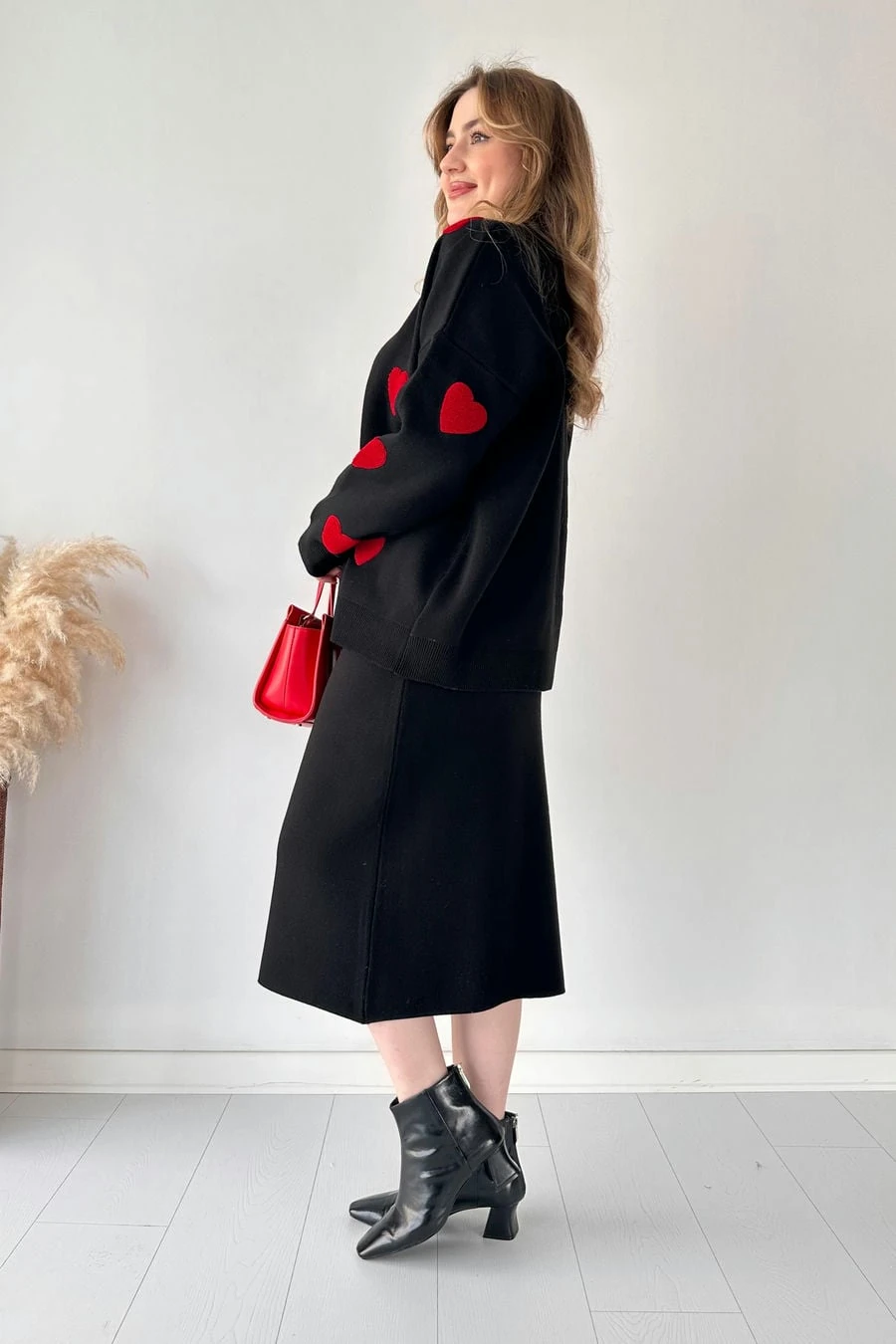 Kalpli Etekli Triko Takım