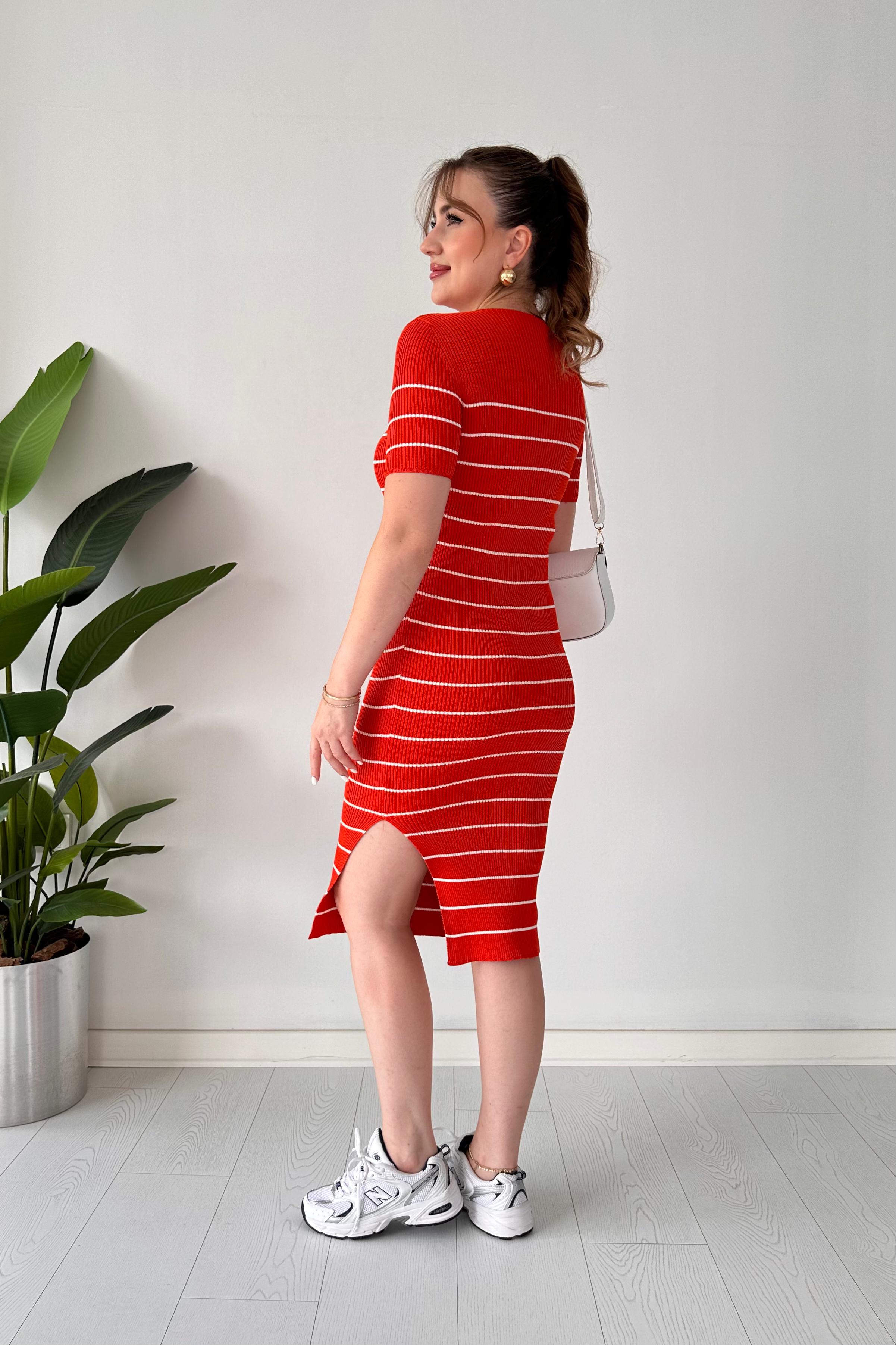 Çizgili Triko Elbise