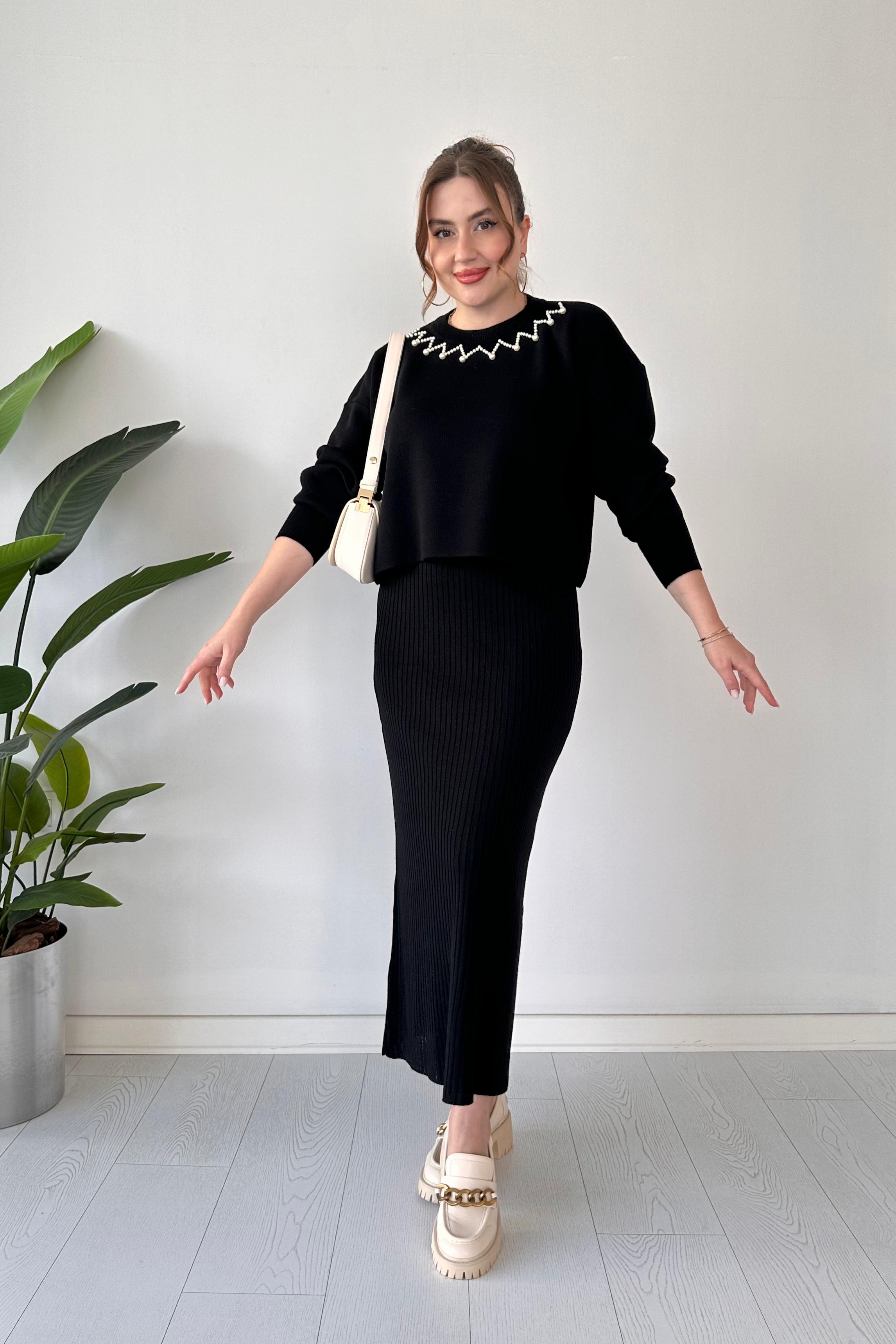 İnci Yakalı Kazak Elbise Takım