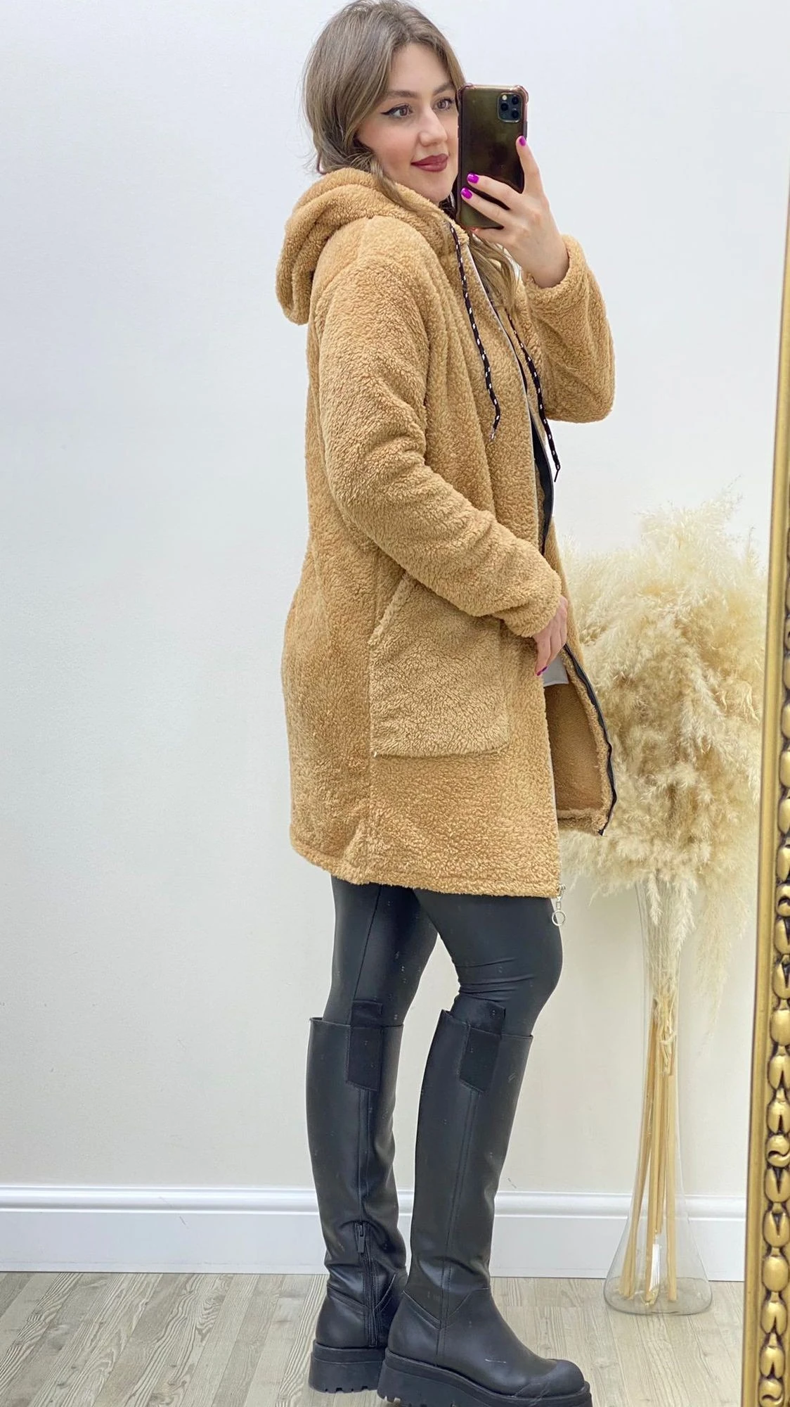 Şapkalı Peluş Bej