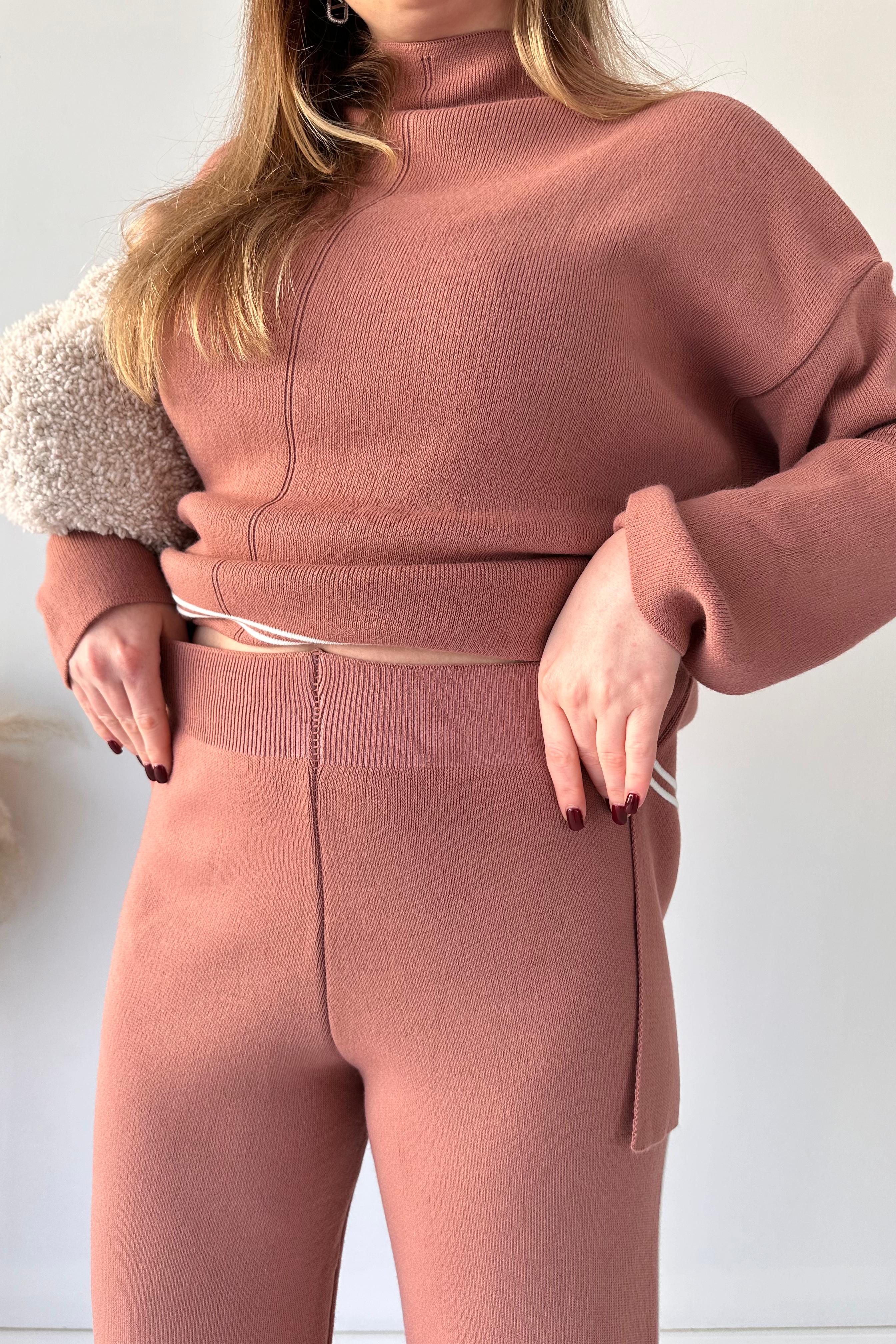 Şeritli Triko Takım