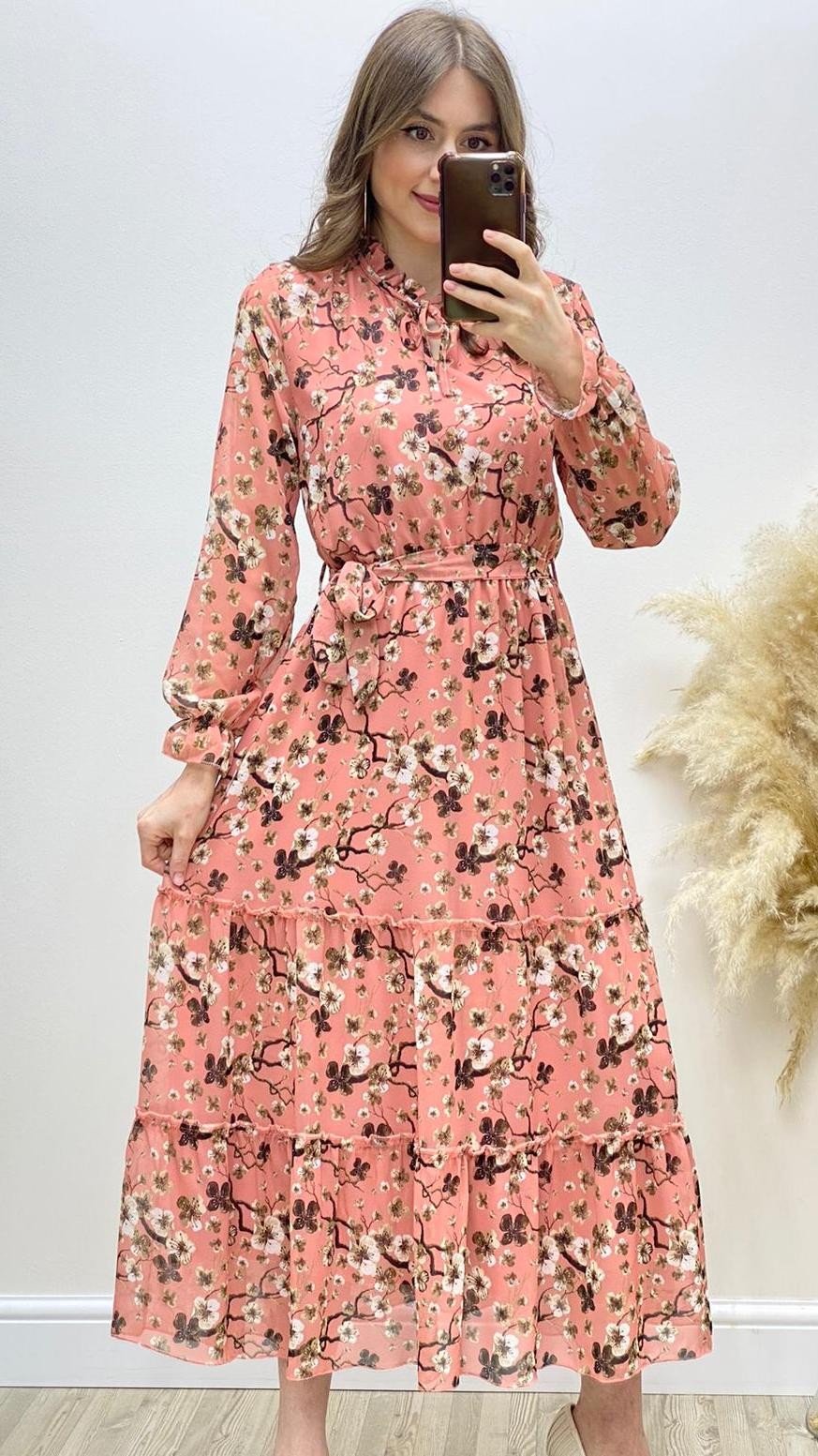 Kiraz Çiçeği Desen Şifon Elbise Pudra