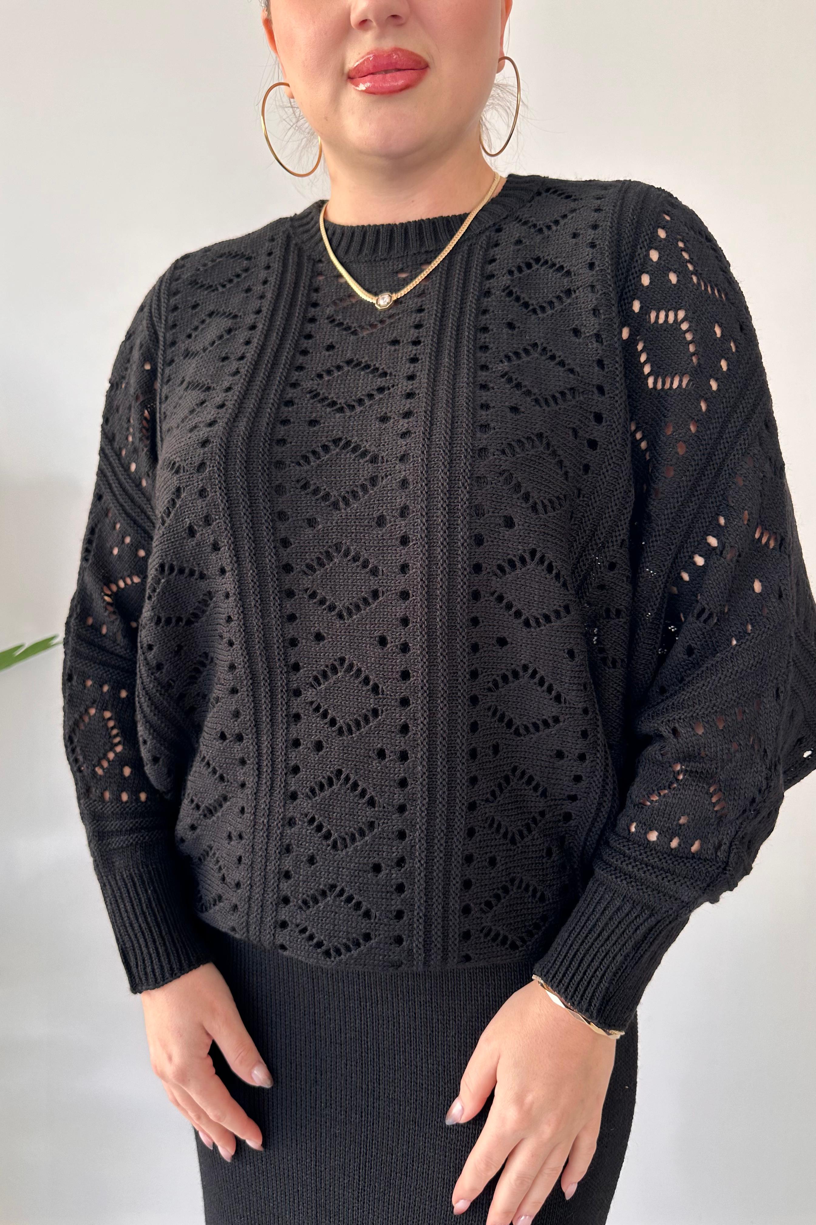 Delik Kazaklı Triko Elbise