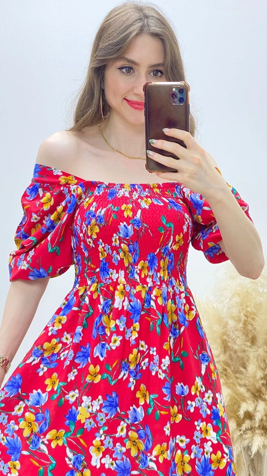 Mavi Çiçekli Gipeli Viskon Elbise Kırmızı