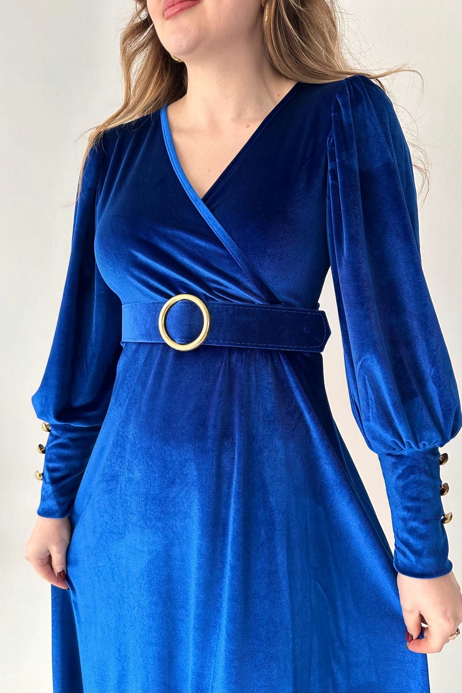 Kemerli Kadife Elbise