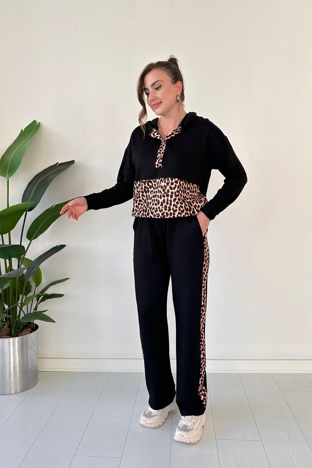 Leopar Detayli İkili Takım
