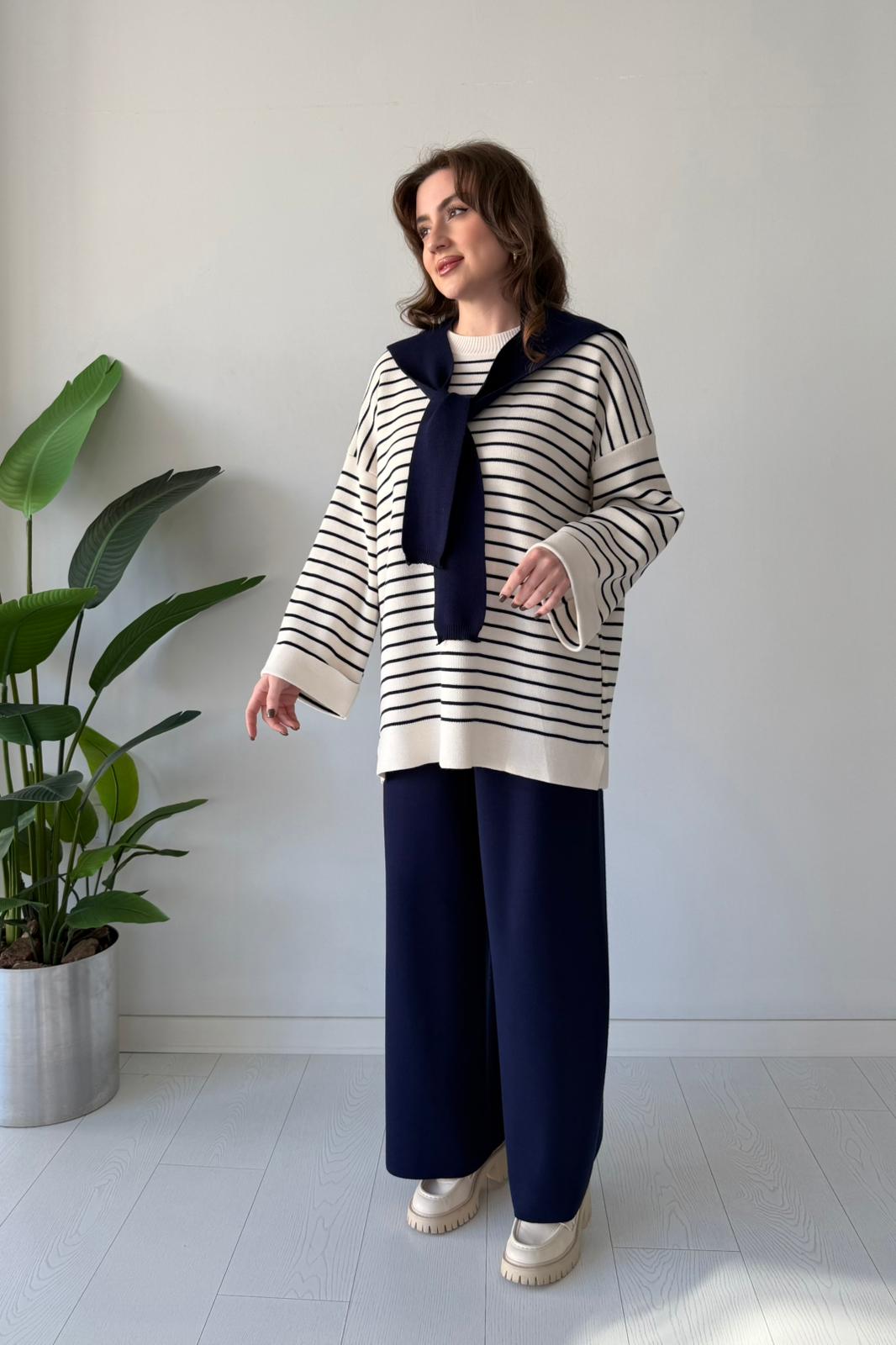 Bağlama Detaylı Triko Takım - Lacivert