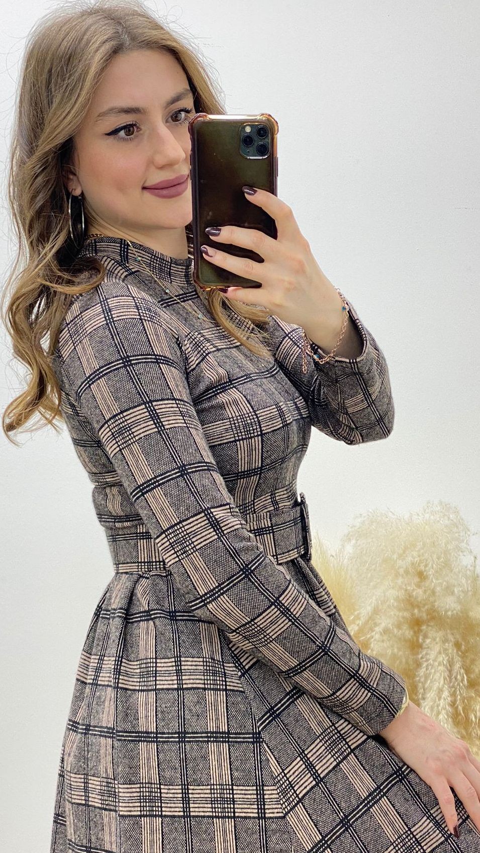 Kaşe Dokulu Kareli Elbise Bej