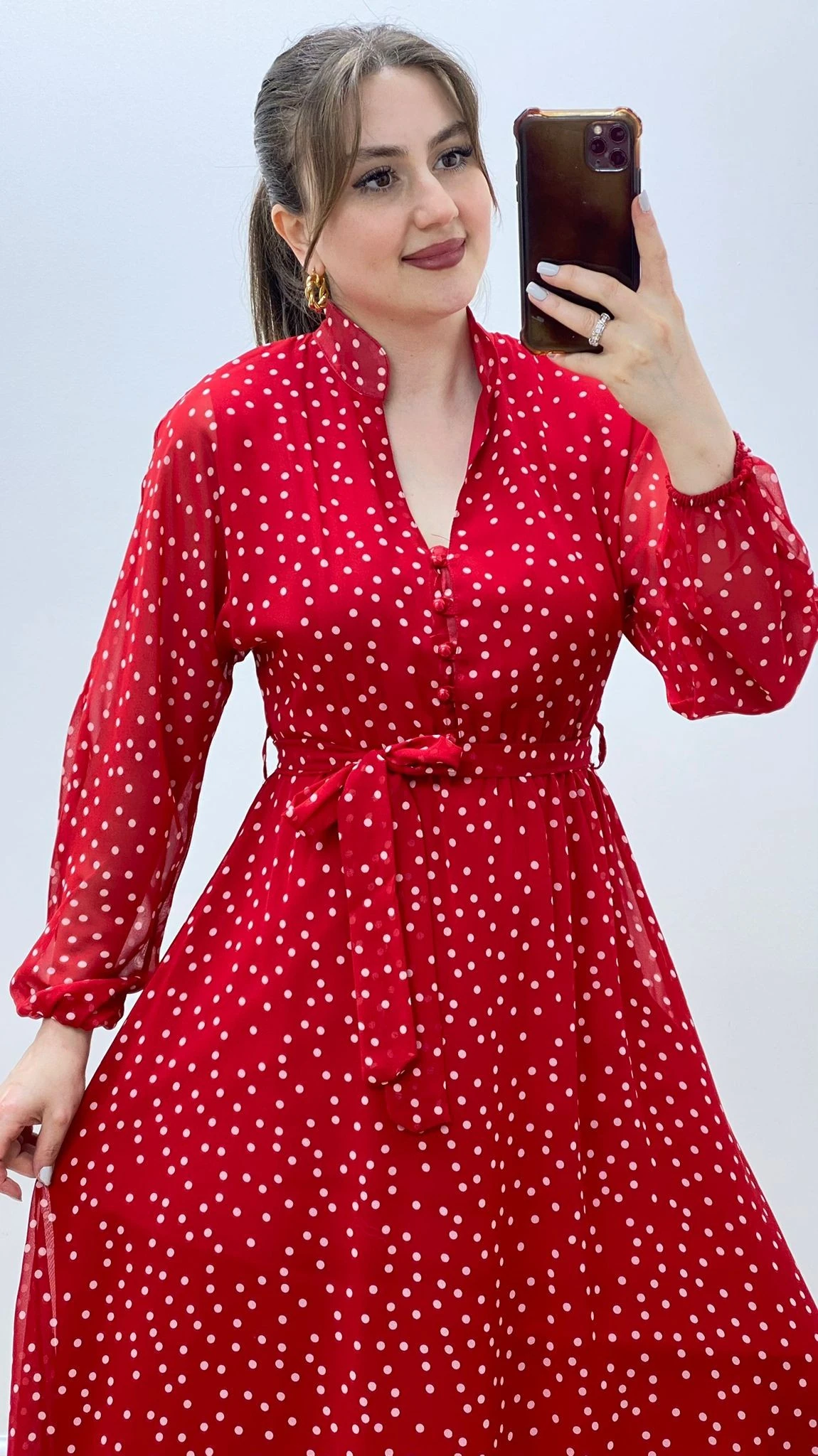 Düğmeli Puantiye Şifon Elbise Kırmızı