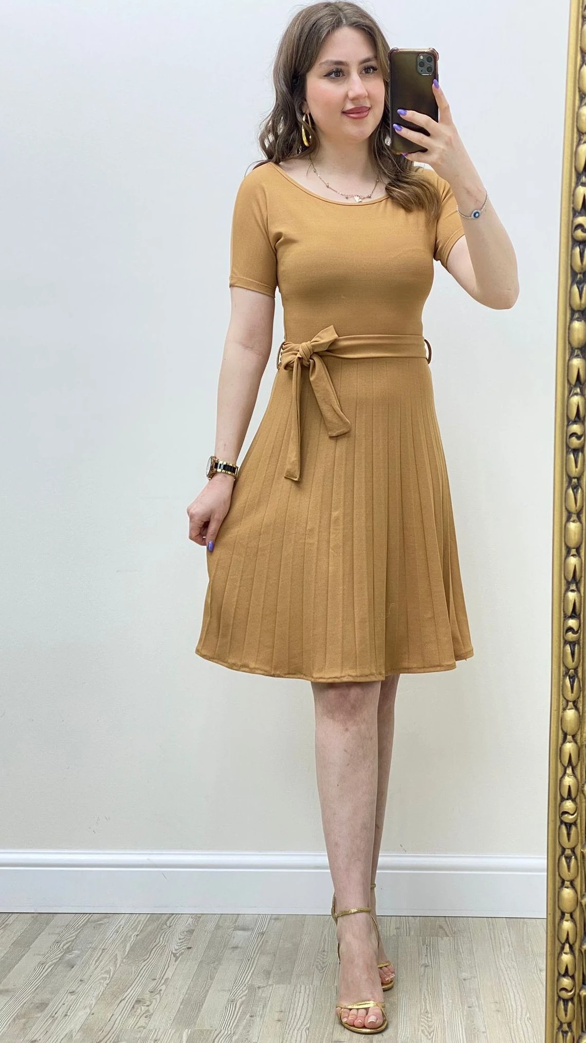 Pileli Krep Elbise Bej