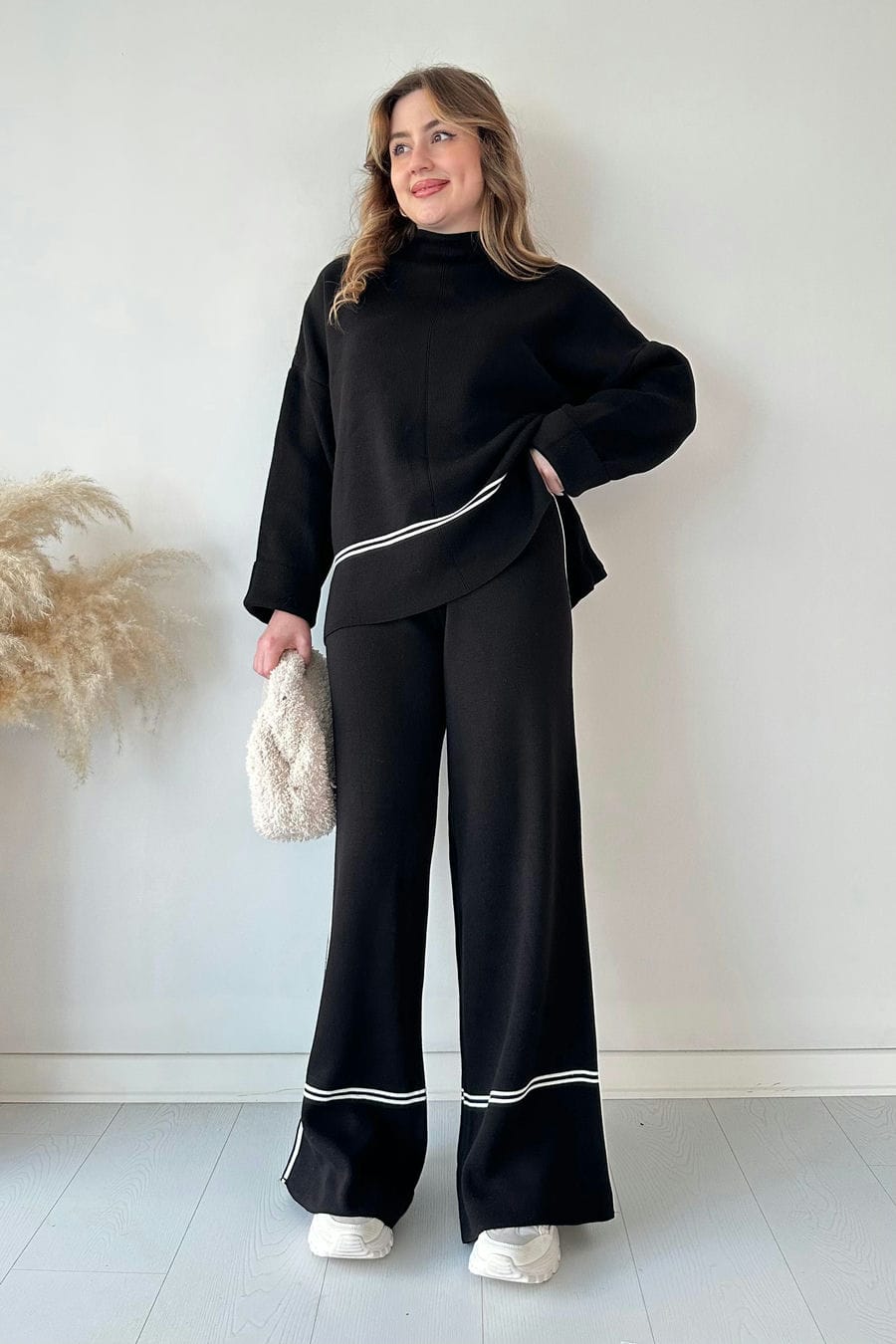 Şeritli Triko Takım