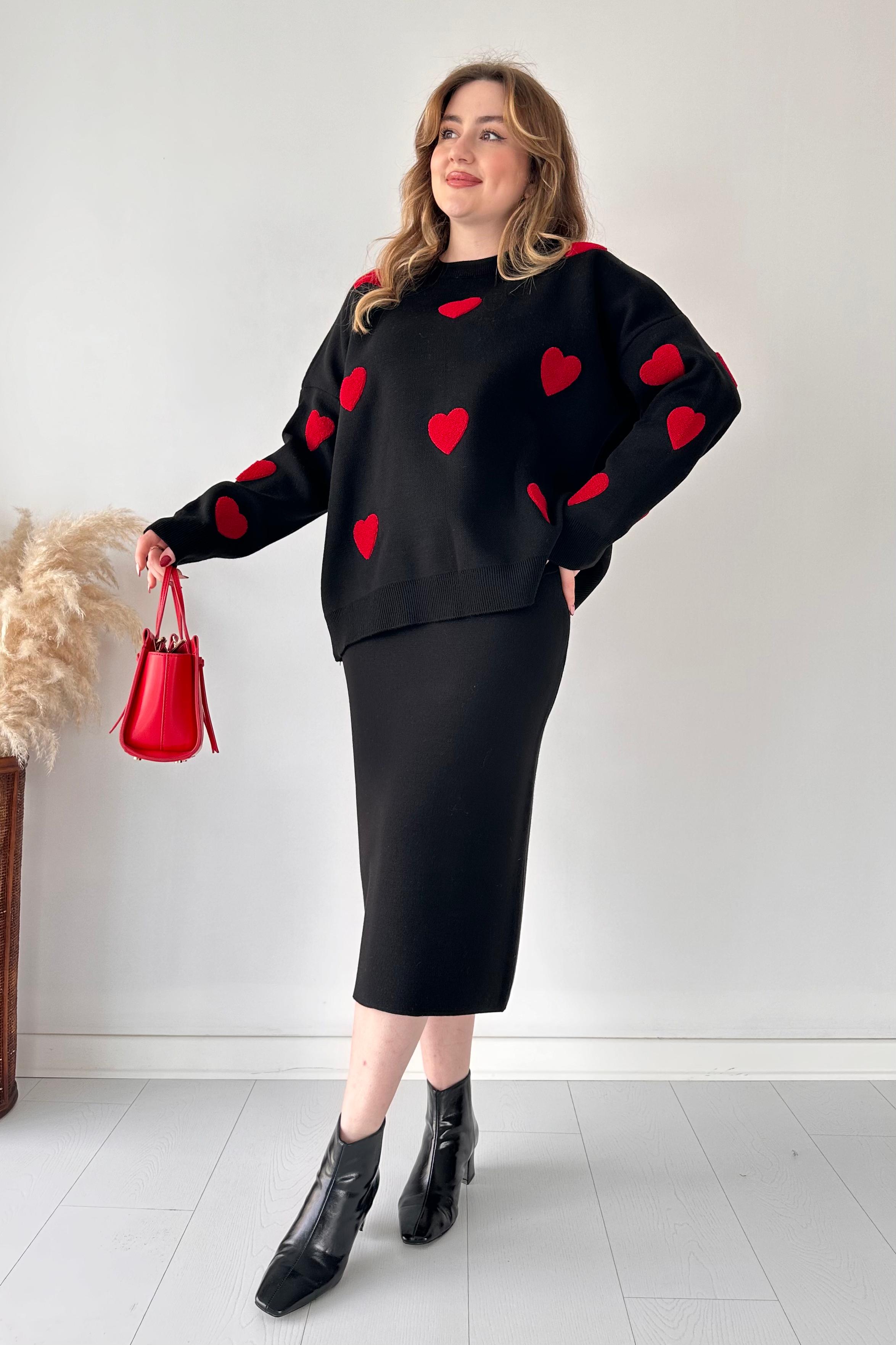 Kalpli Etekli Triko Takım