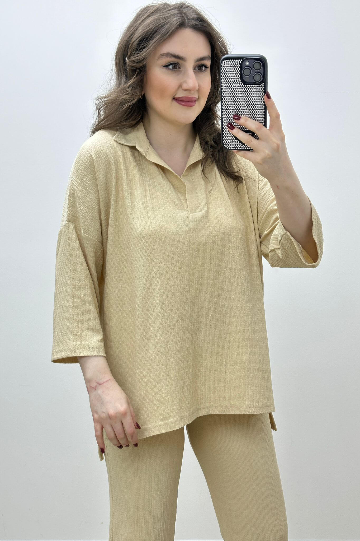 Yakalı Gofre Takım Krem