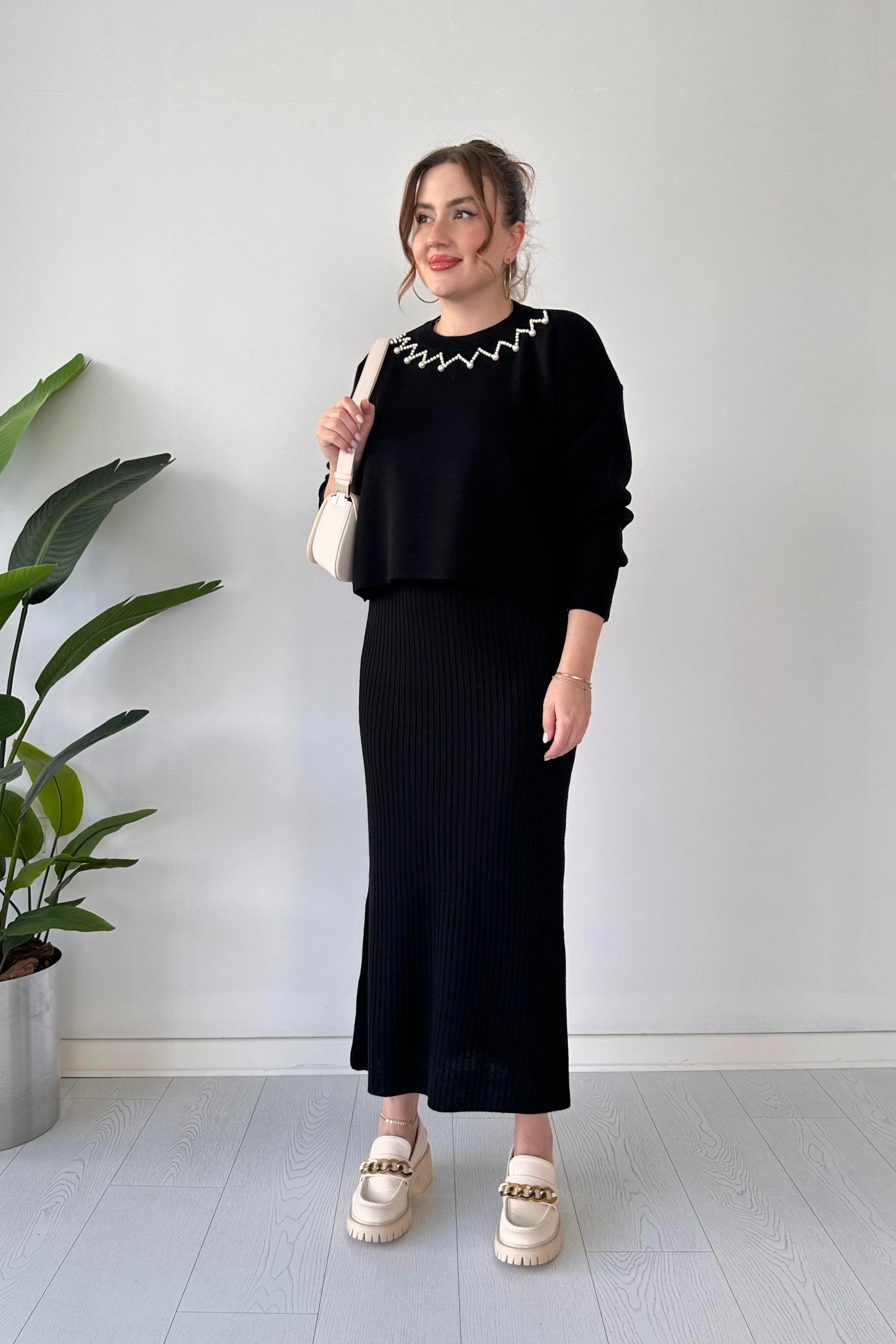 İnci Yakalı Kazak Elbise Takım