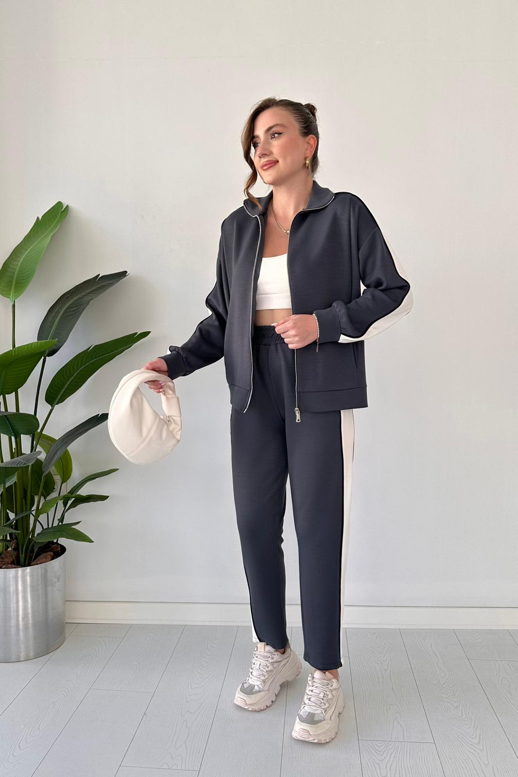 Kol Biyeli Fermuarlı Takım