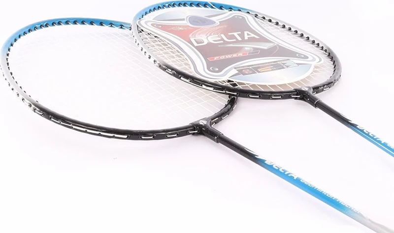 Delta 2 Adet Badminton Raketi İle 3 Adet Badminton Topu Ve Deluxe Badminton Çantası Çiftler İçin Set