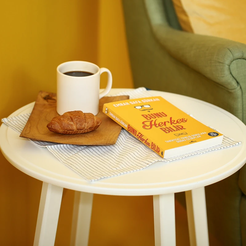 Bunu Herkes Bilir - Emrah Safa Gürkan