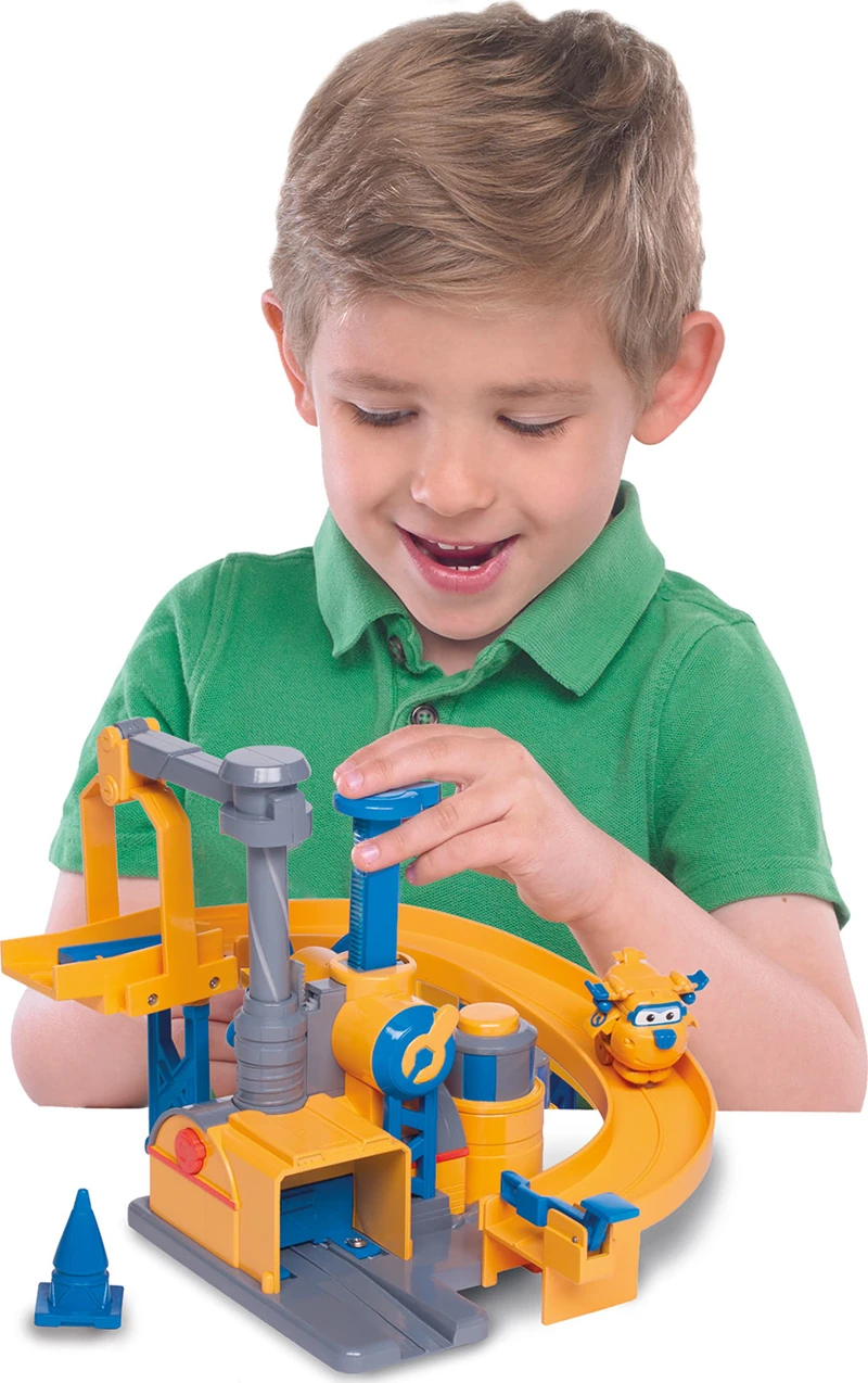 Harika Kanatlar Donnie'nin Tamir Garajı