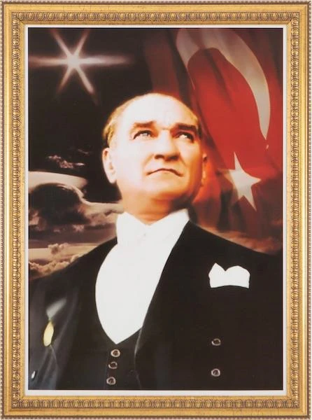 İnter Int-022 Atatürk Potresi 50*70 Varaklı Çerçeve