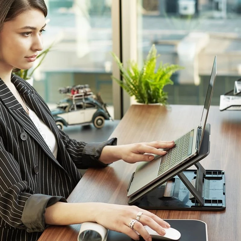 Escrıto Notebook Yükseltici Rıga Hareketli Esel300