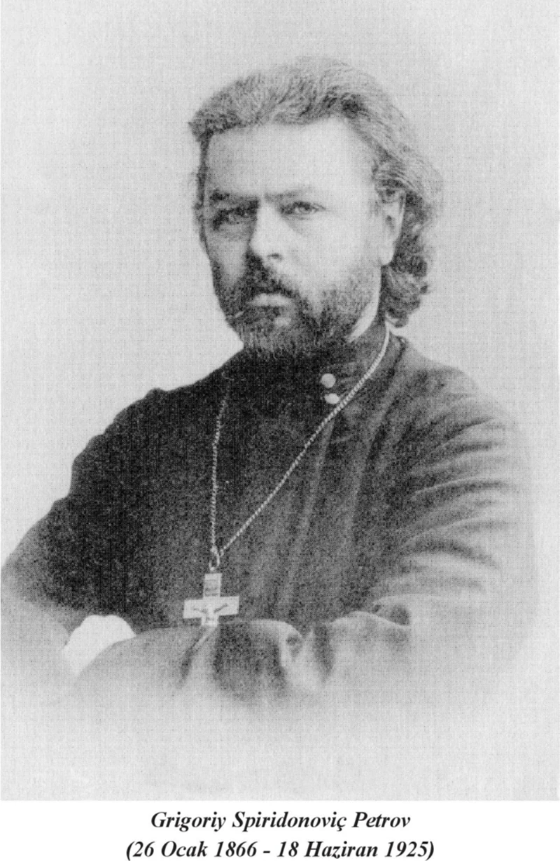 Beyaz Zambaklar Ülkesinde - Grigoriy Petrov