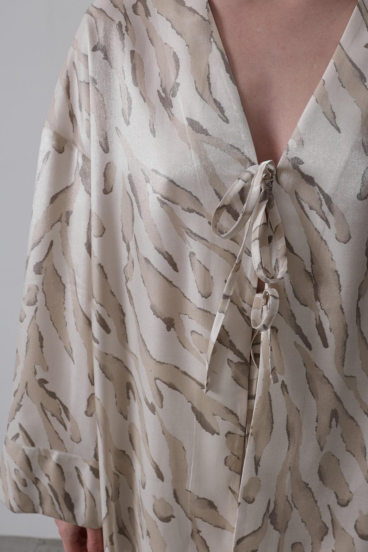 Desenli Saten Kimono Takım