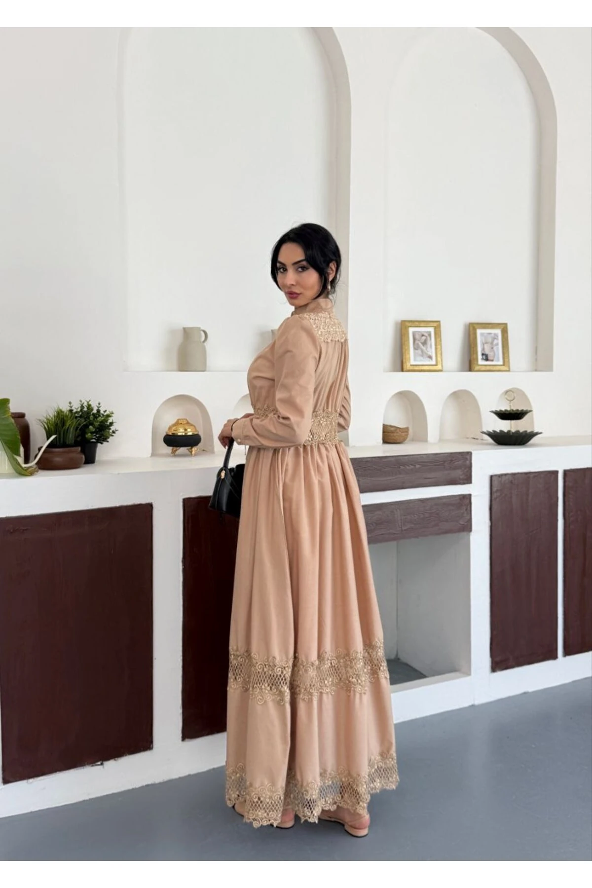 İthal Poplin Kumaş &Dantel Detaylı Elbise (Astarlı)